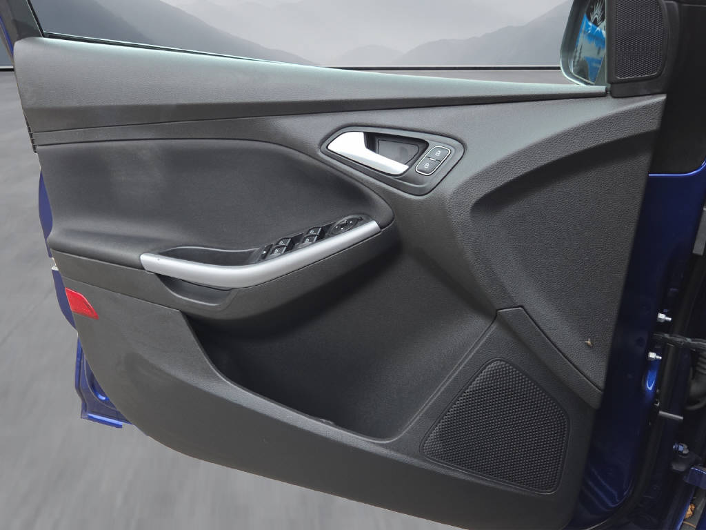 FORD Focus Station Wagon 1.0i EcoB 125 Freetech-image-9