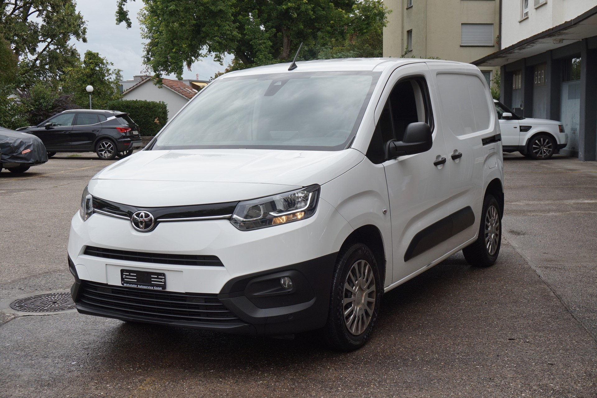 TOYOTA Proace City Van 1.5D Premium Medium Automatik-image-0