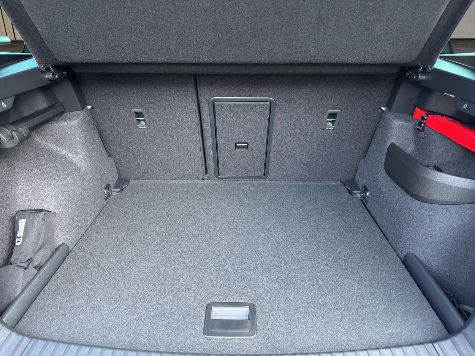 SKODA Karoq SportLine 2.0 TSI 4x4-image-15