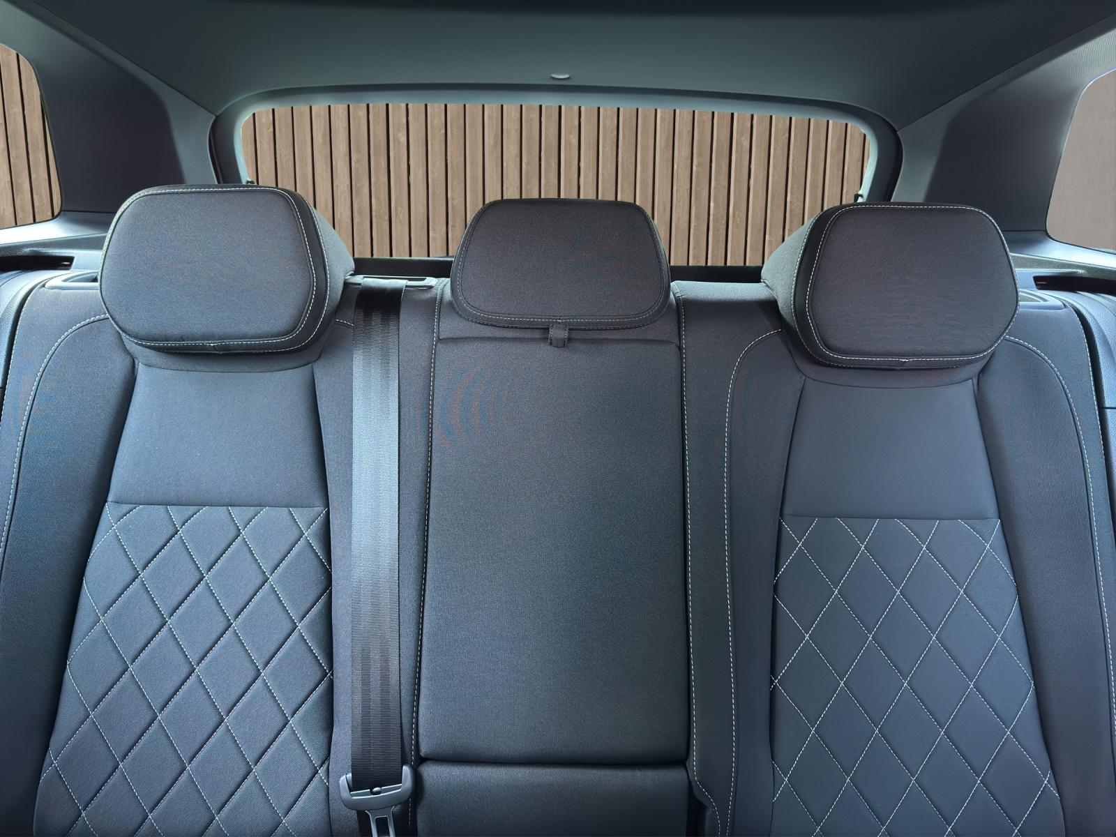 SKODA Karoq SportLine 2.0 TSI 4x4-image-13