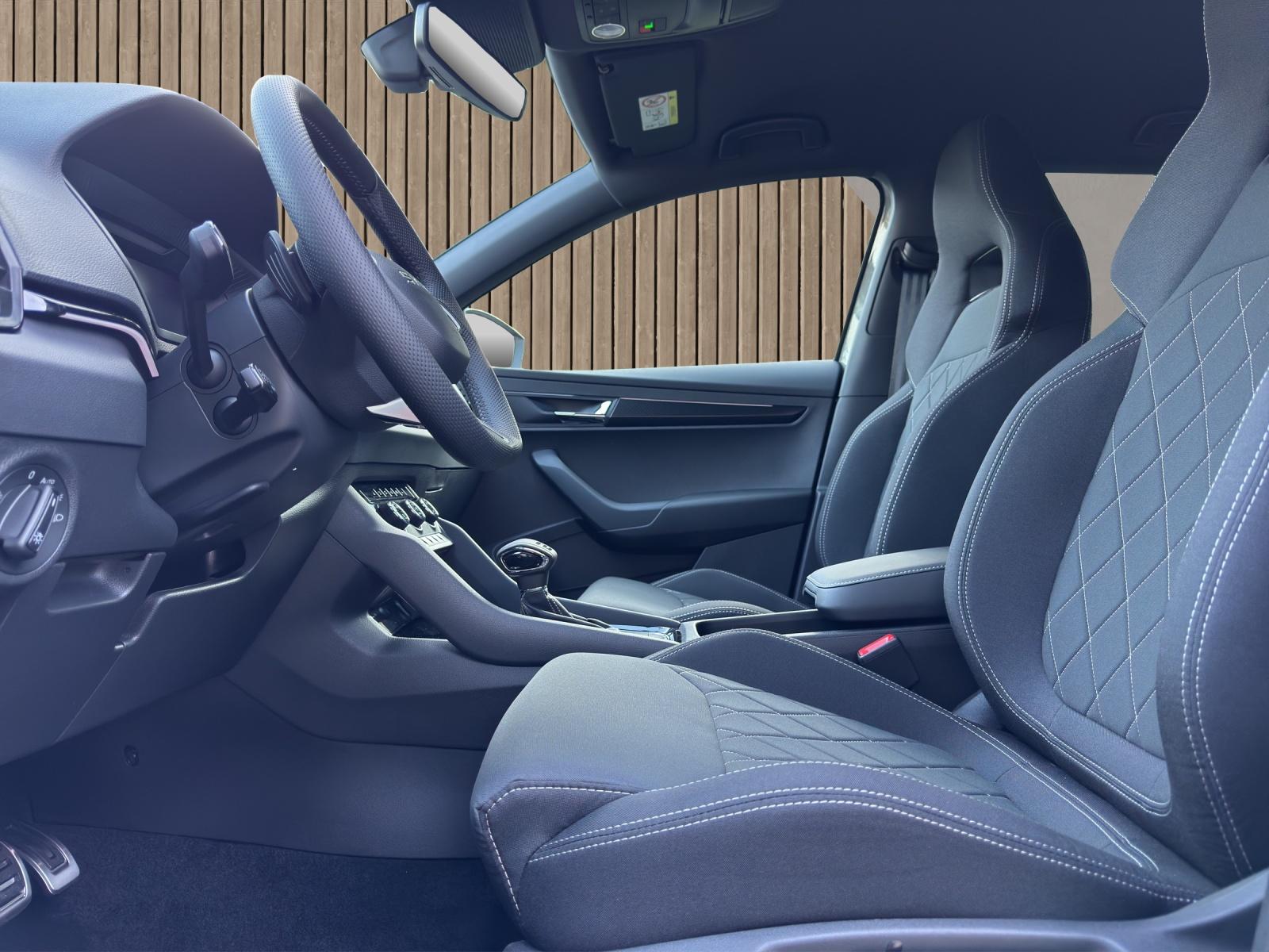 SKODA Karoq SportLine 2.0 TSI 4x4-image-9