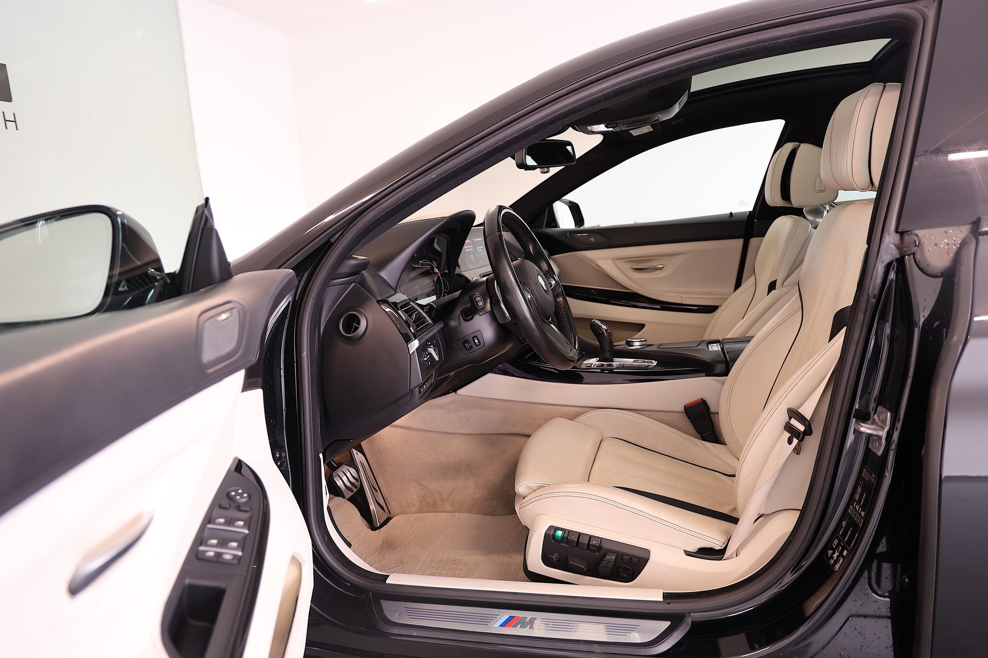 BMW 640d M-Sport xDrive Gran Coupé-image-5
