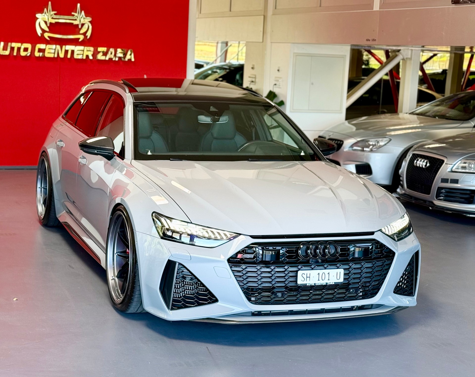 AUDI RS6 Avant 4.0 TFSI V8 Carbon Paket-image-0