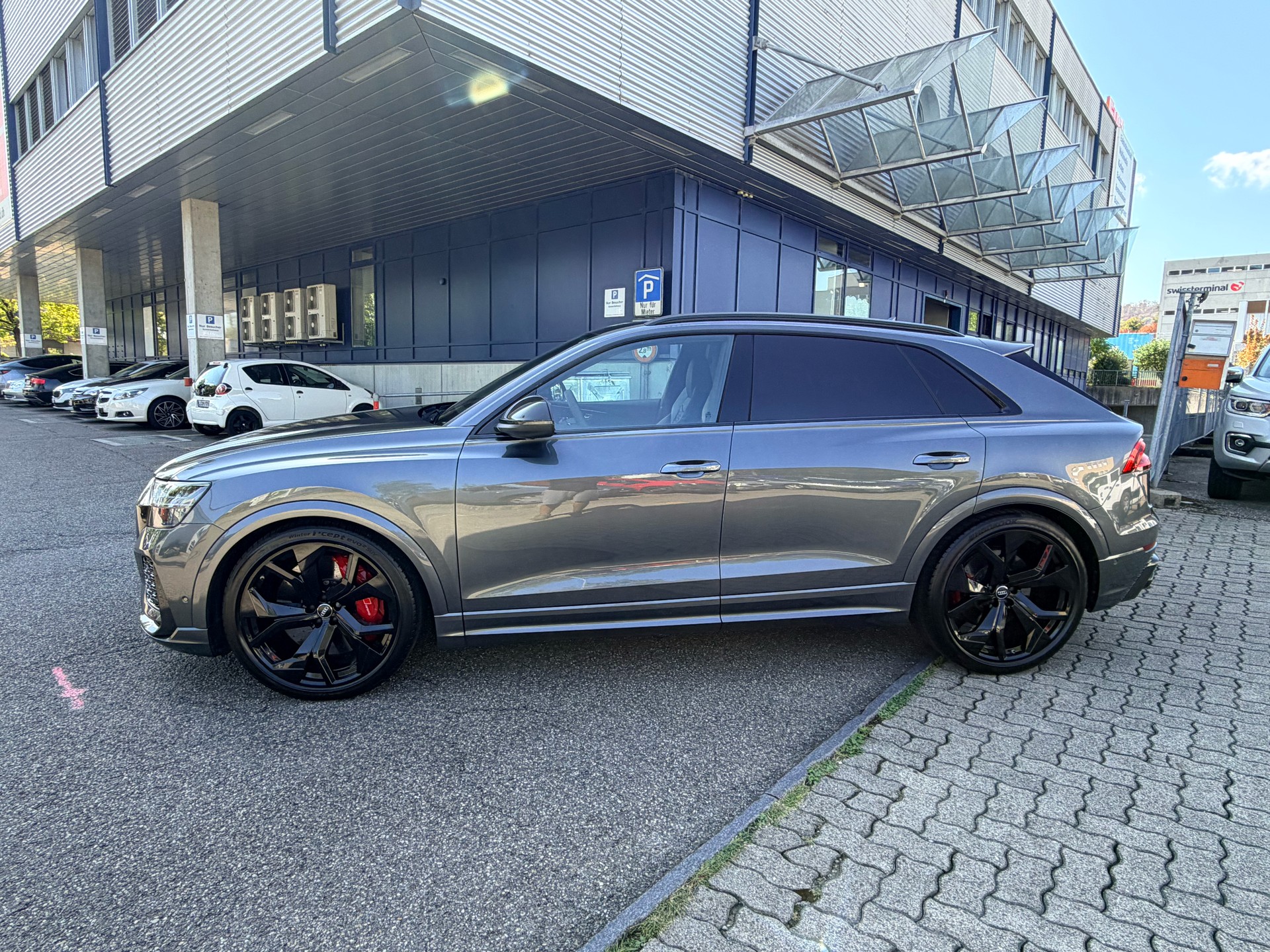 AUDI RSQ8 quattro tiptronic-image-5