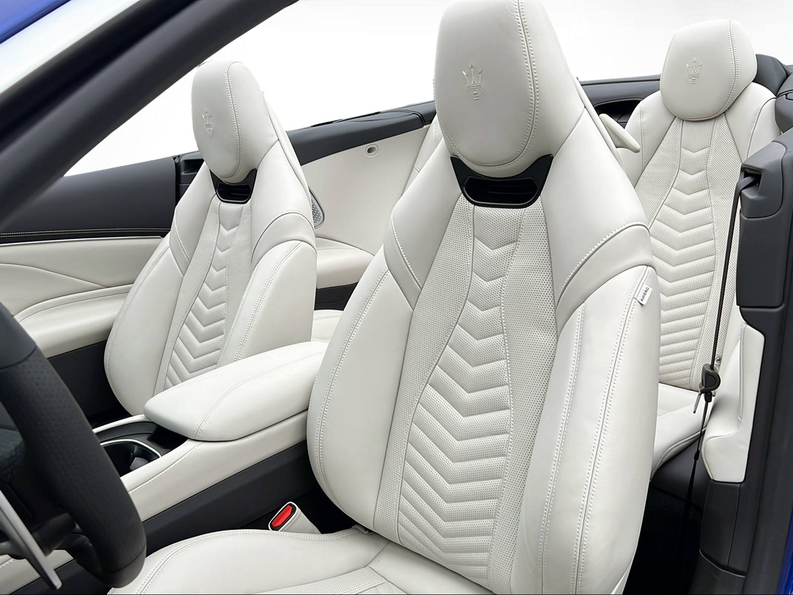 MASERATI GRANCABRIO MODENA MY2027-image-5