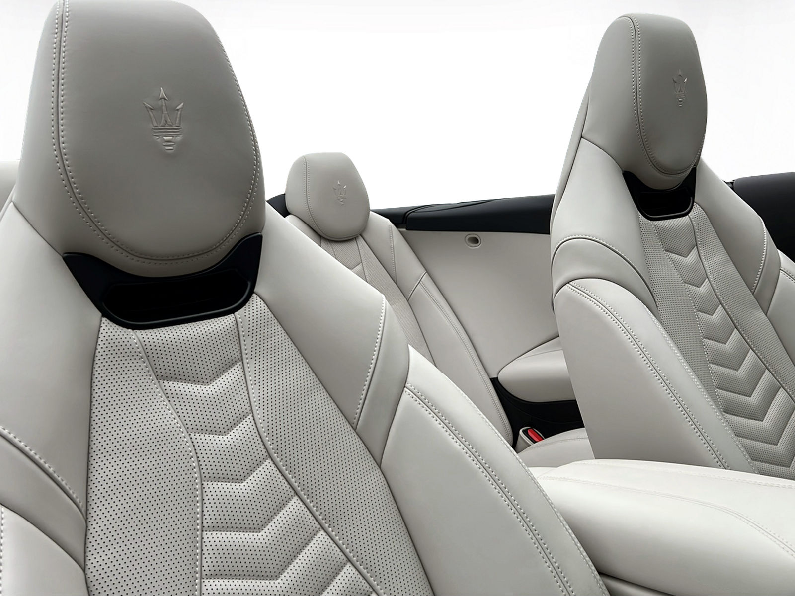 MASERATI GRANCABRIO MODENA MY2027-image-10
