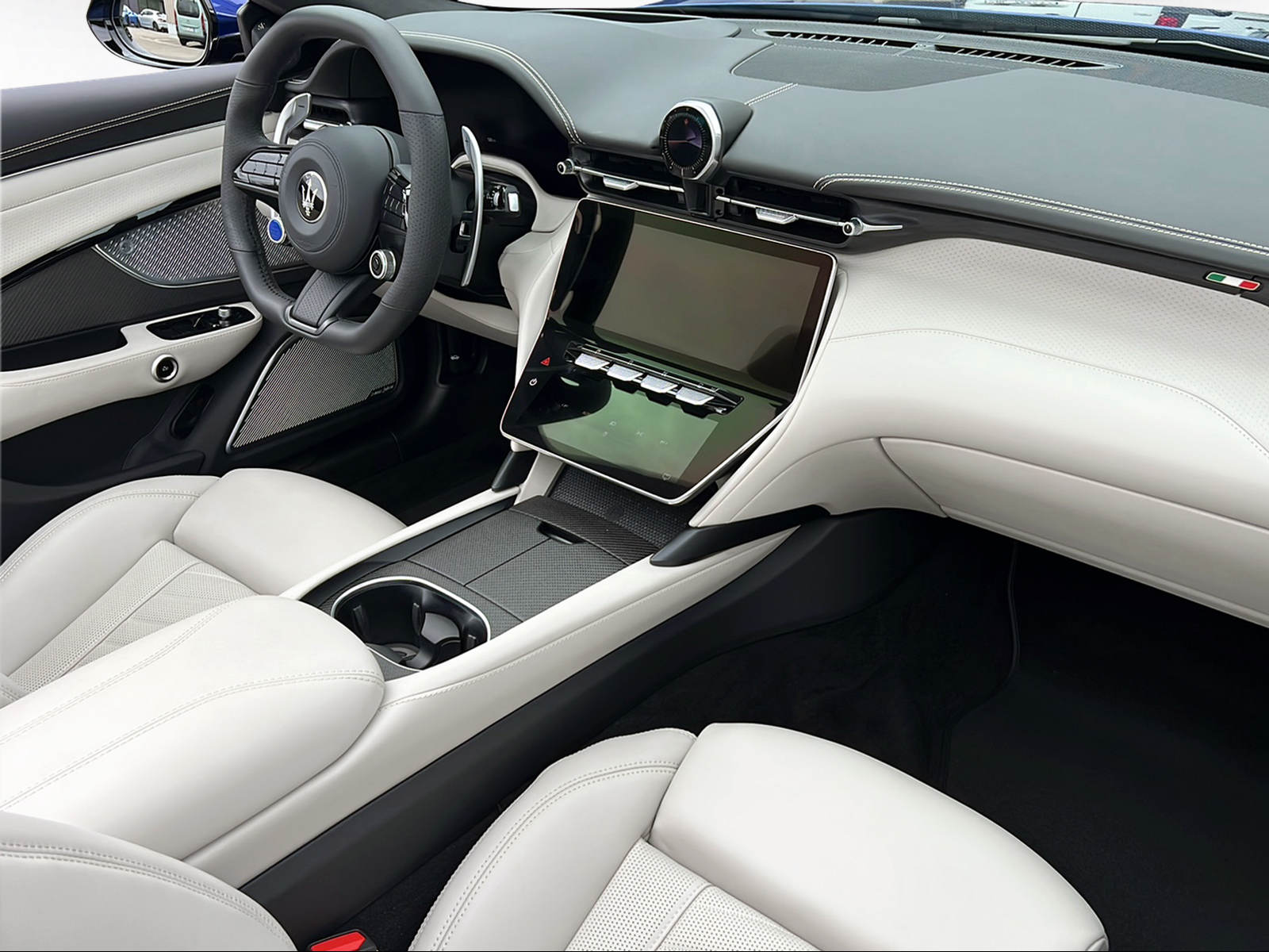 MASERATI GRANCABRIO MODENA MY2027-image-12