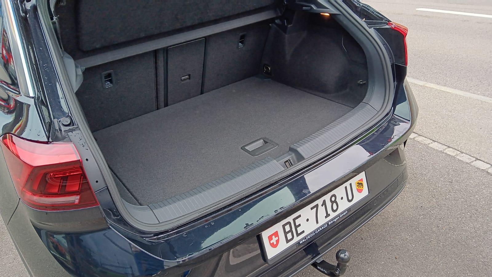 VW T-Roc 2.0 TSI R-Line DSG 4motion-image-9