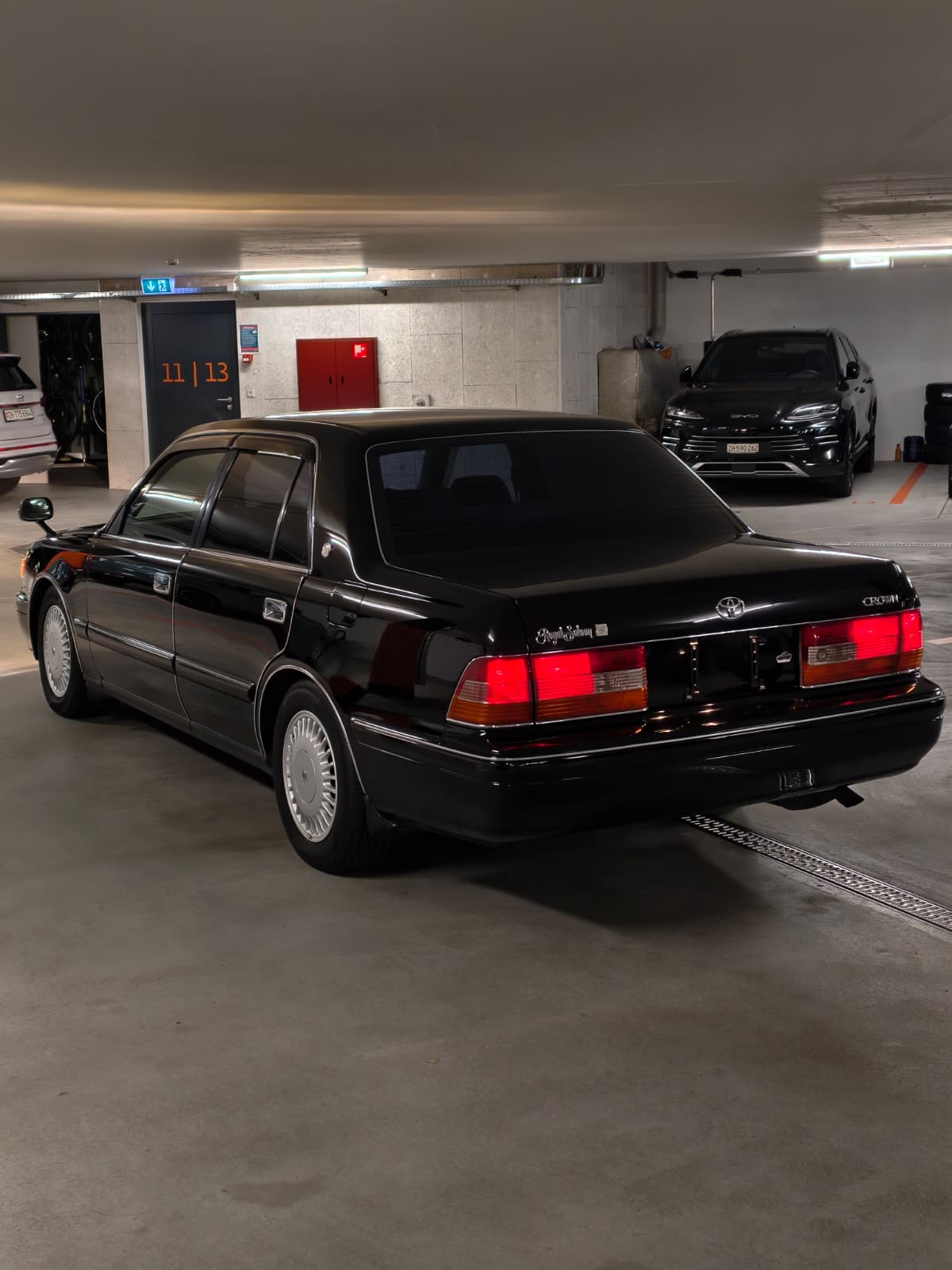 TOYOTA Crown Sedan Royal Saloon G (JZS155)-image-5