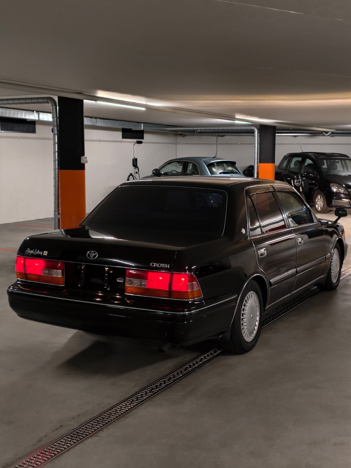 TOYOTA Crown Sedan Royal Saloon G (JZS155)-image-4