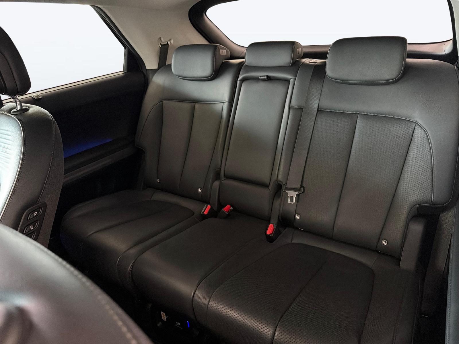 HYUNDAI Ioniq 5 72,6 kWh First Edition 4WD-image-10