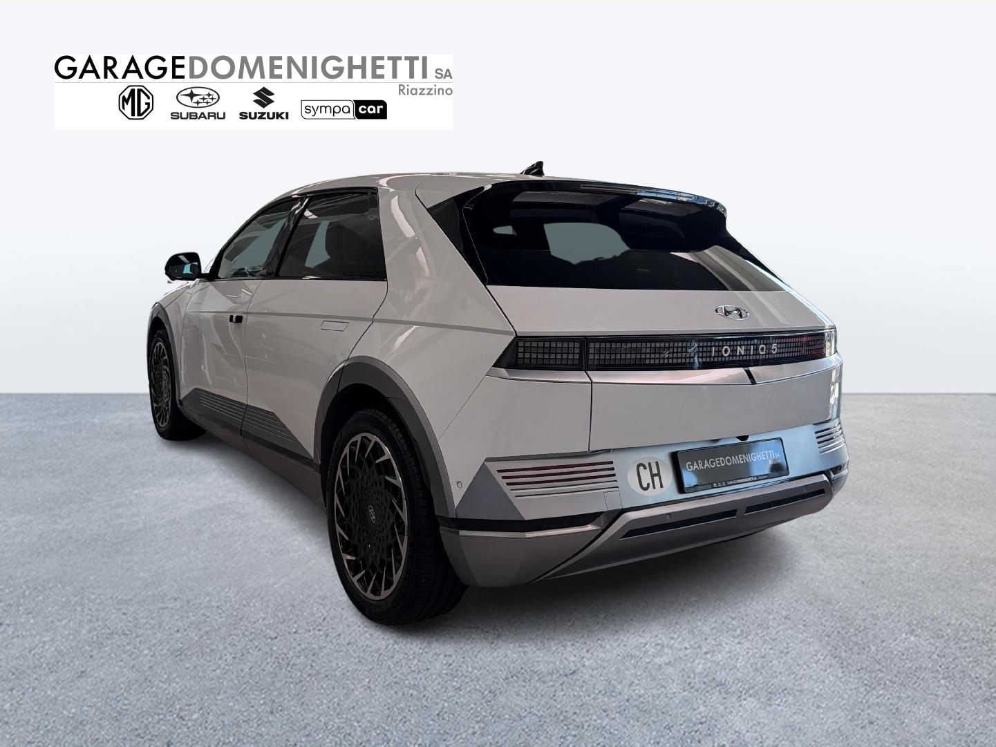 HYUNDAI Ioniq 5 72,6 kWh First Edition 4WD-image-2