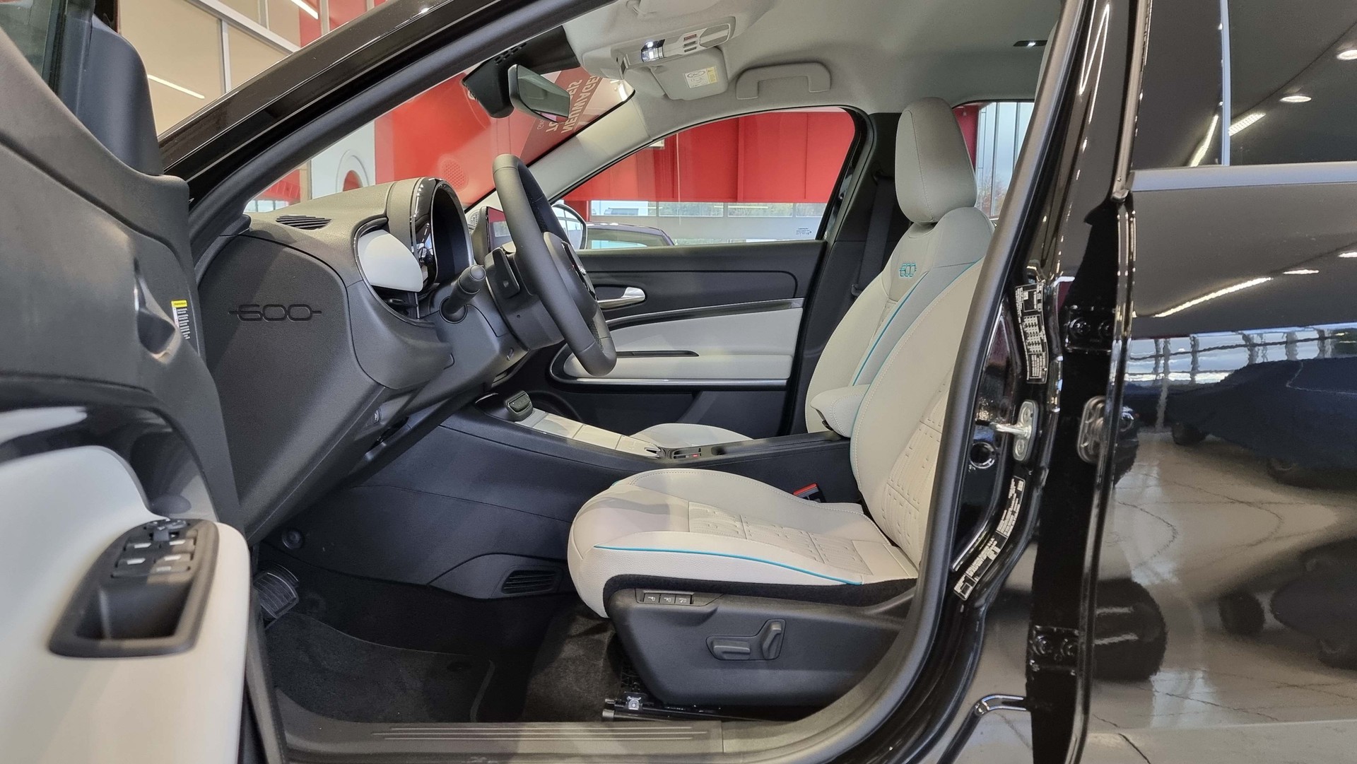 FIAT 600 1.2 Hybrid 145 La Prima-image-12