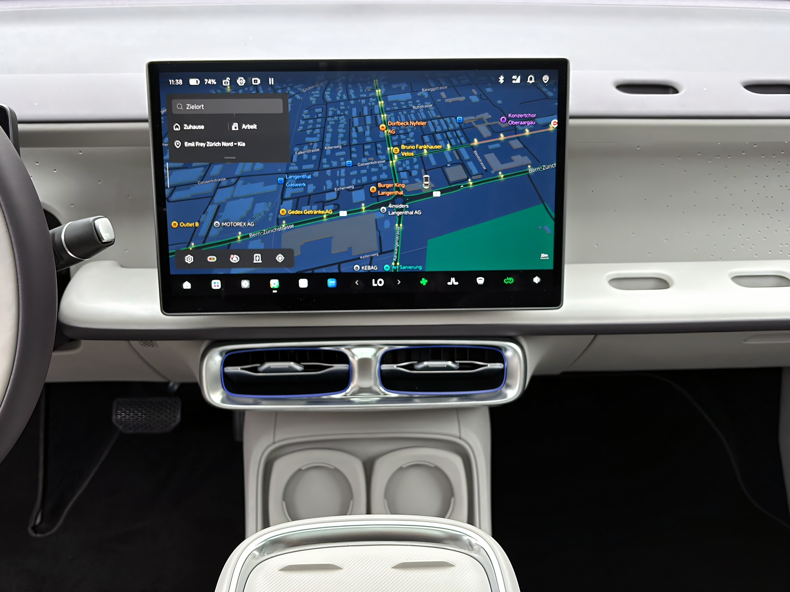 LEAPMOTOR B10 Hybrid EV-image-5
