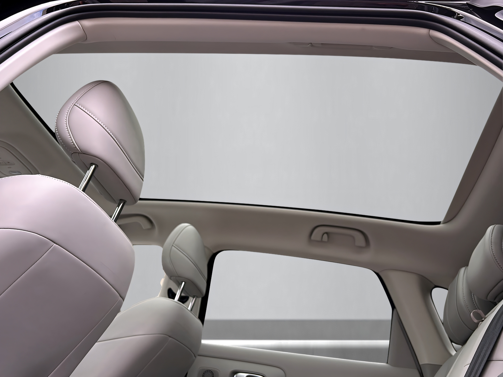 LEAPMOTOR B10 Hybrid EV-image-7