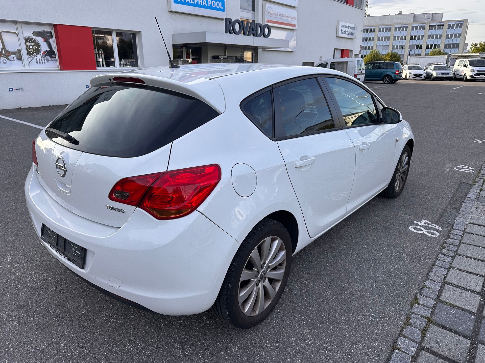 OPEL Astra 1.4i 16V Turbo Sport Automatic-image-4