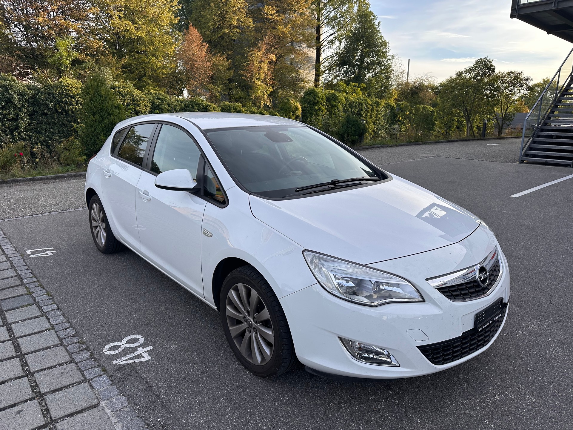 OPEL Astra 1.4i 16V Turbo Sport Automatic-image-2