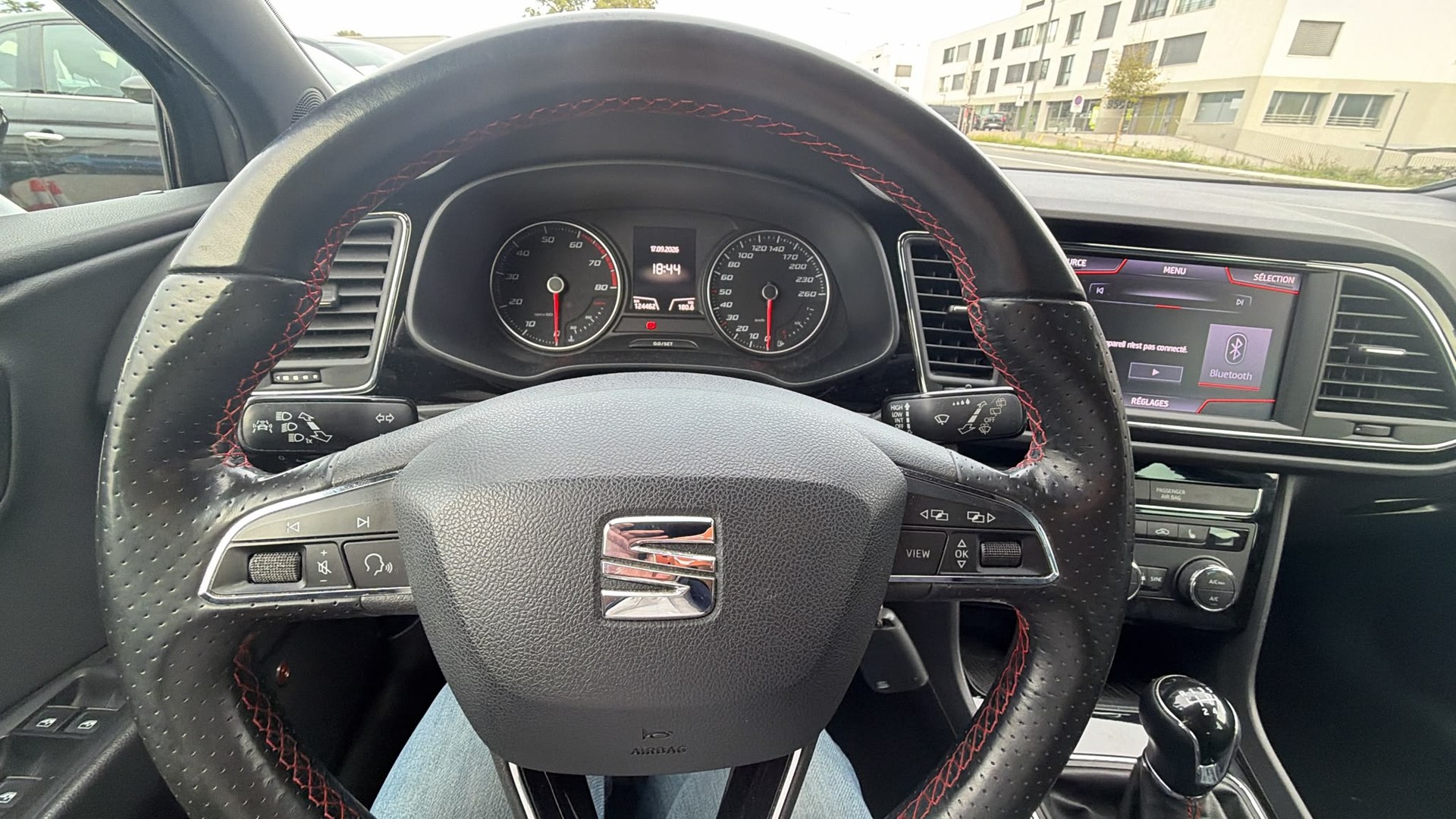 SEAT Leon ST 1.4 TSI ACT FR - Nouvelle Expertise : 25.09.2026 - Crochet d’attelage amovible poids remorquable 1500 Kg-image-20