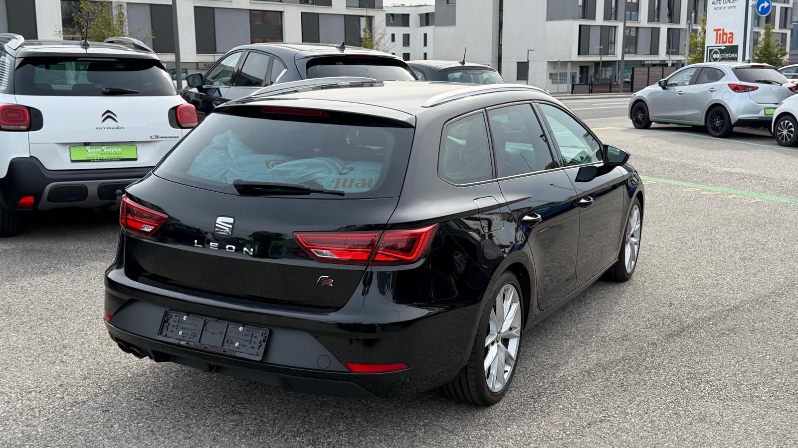 SEAT Leon ST 1.4 TSI ACT FR - Nouvelle Expertise : 25.09.2026 - Crochet d’attelage amovible poids remorquable 1500 Kg-image-5