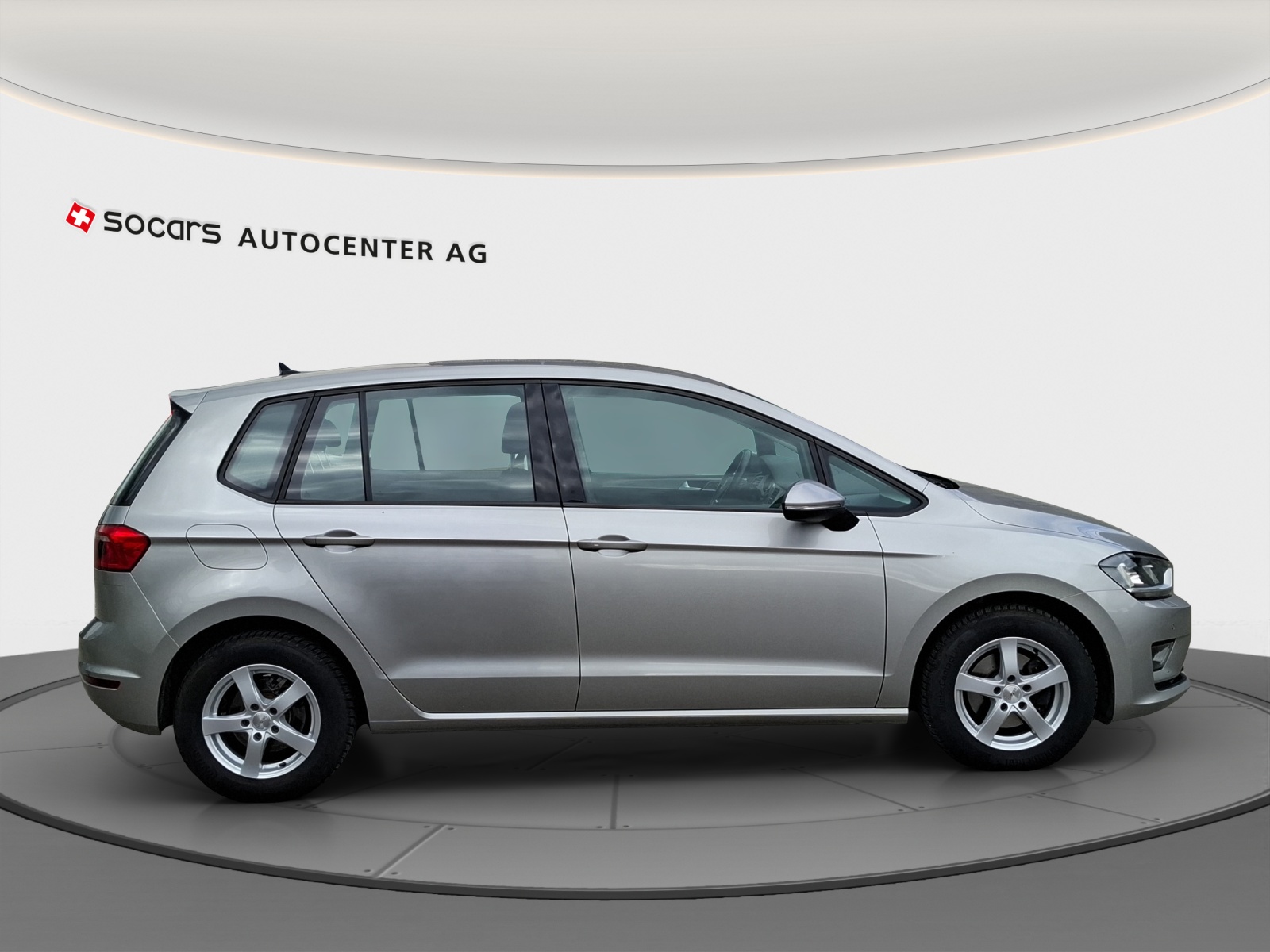 VW Golf Sportsvan 1.6 TDI Comfortline DSG // Anhängerkupplung // 8-fach Aluminiumbereift-image-6
