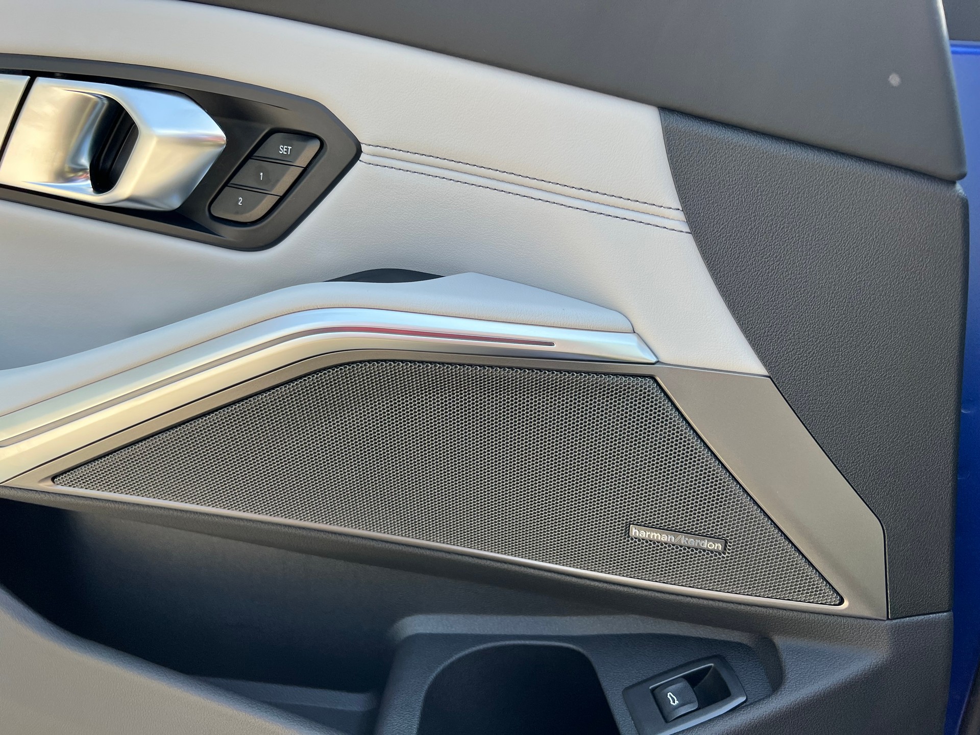 BMW M3 Touring xDrive Competition M-image-18