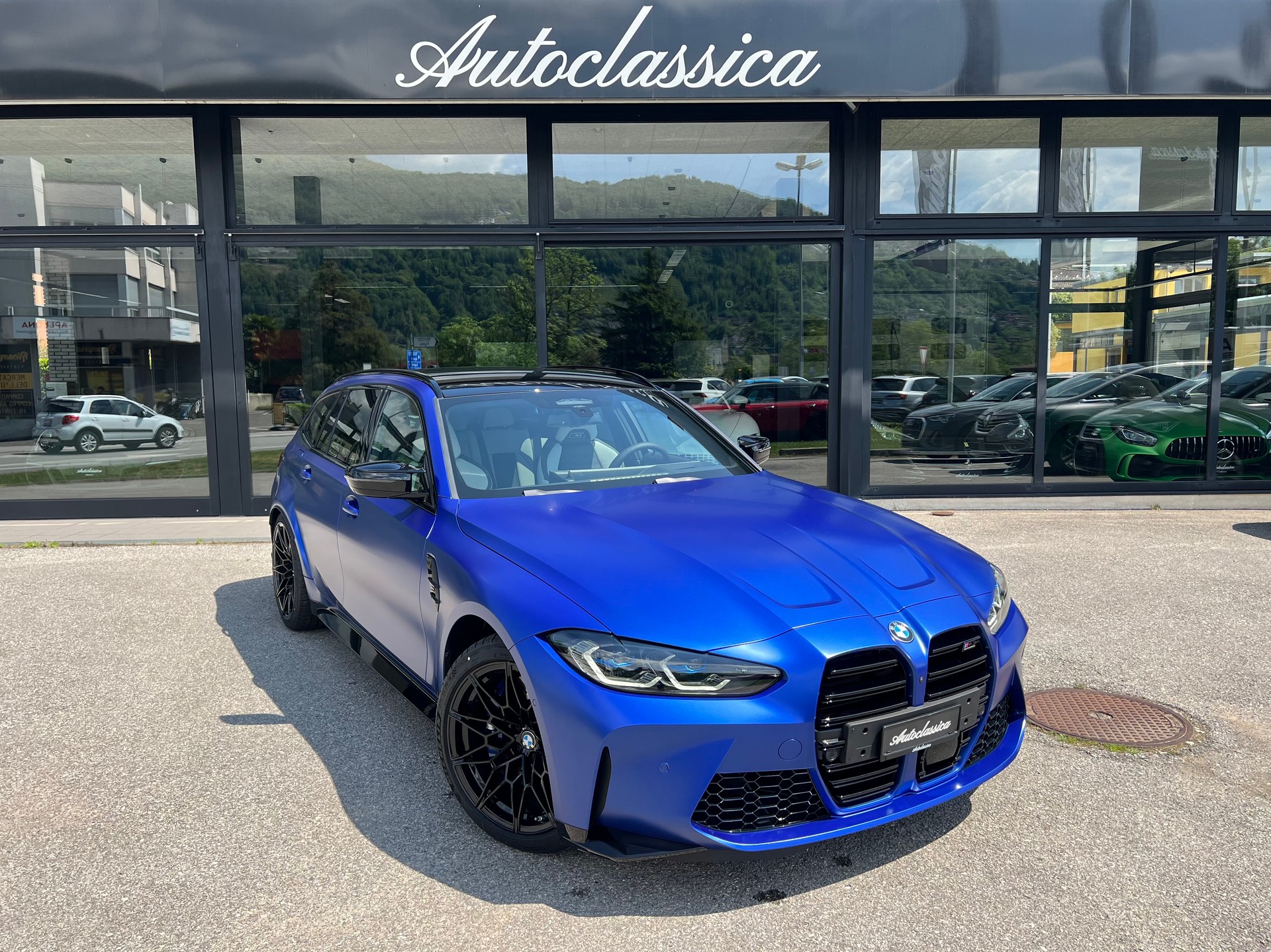 BMW M3 Touring xDrive Competition M-image-0