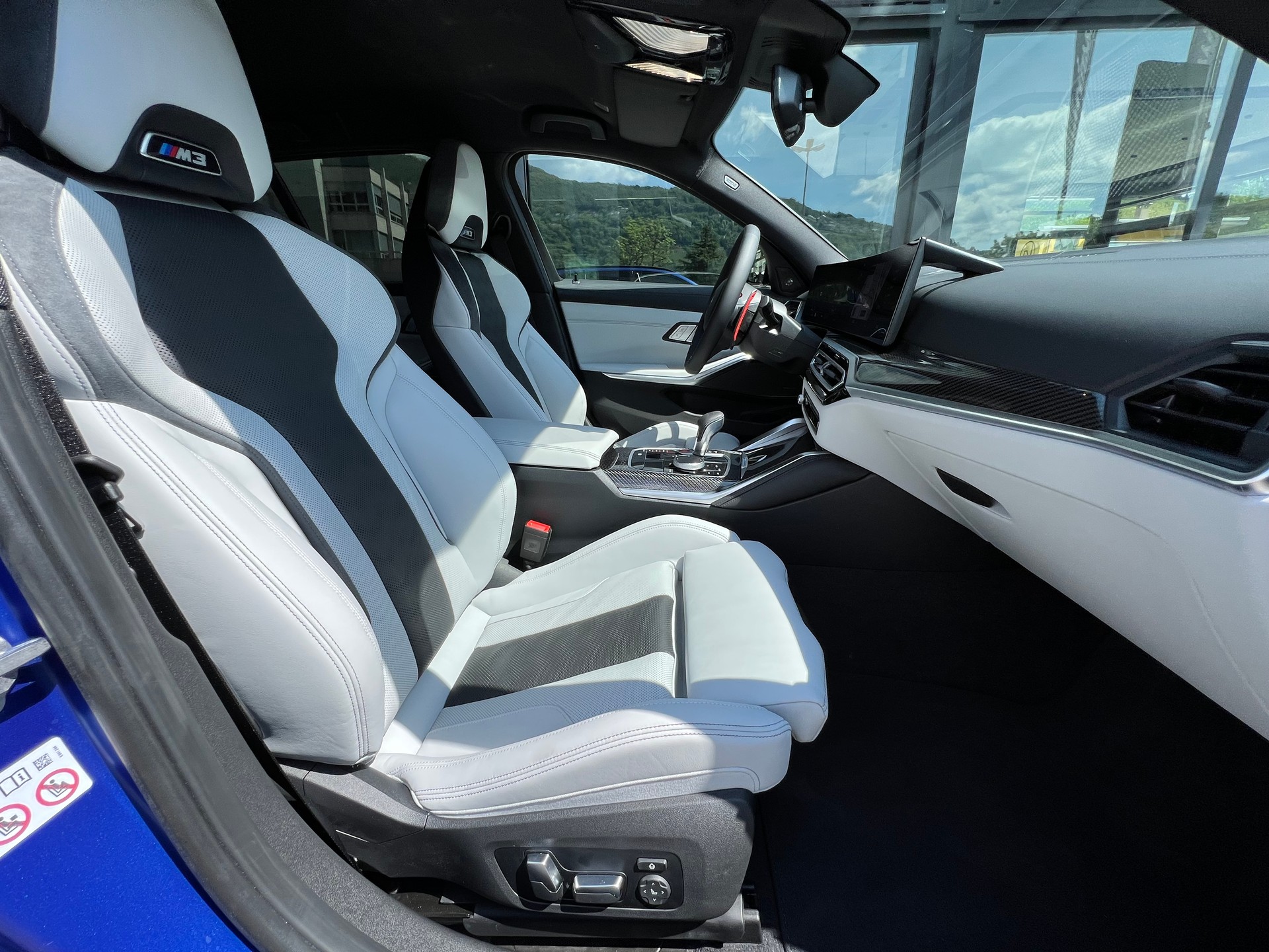 BMW M3 Touring xDrive Competition M-image-10