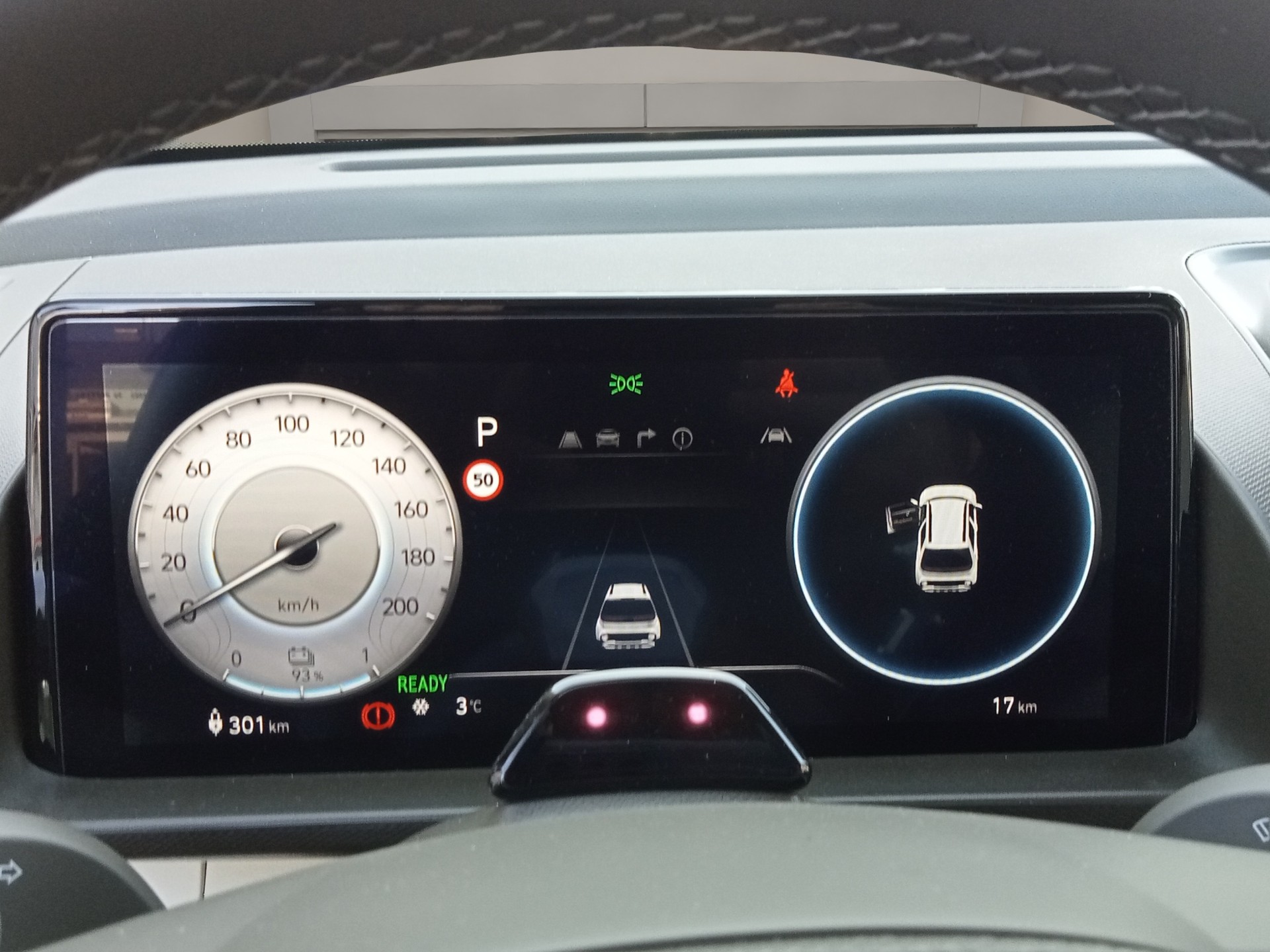 HYUNDAI Inster 49kWh Amplia-image-15