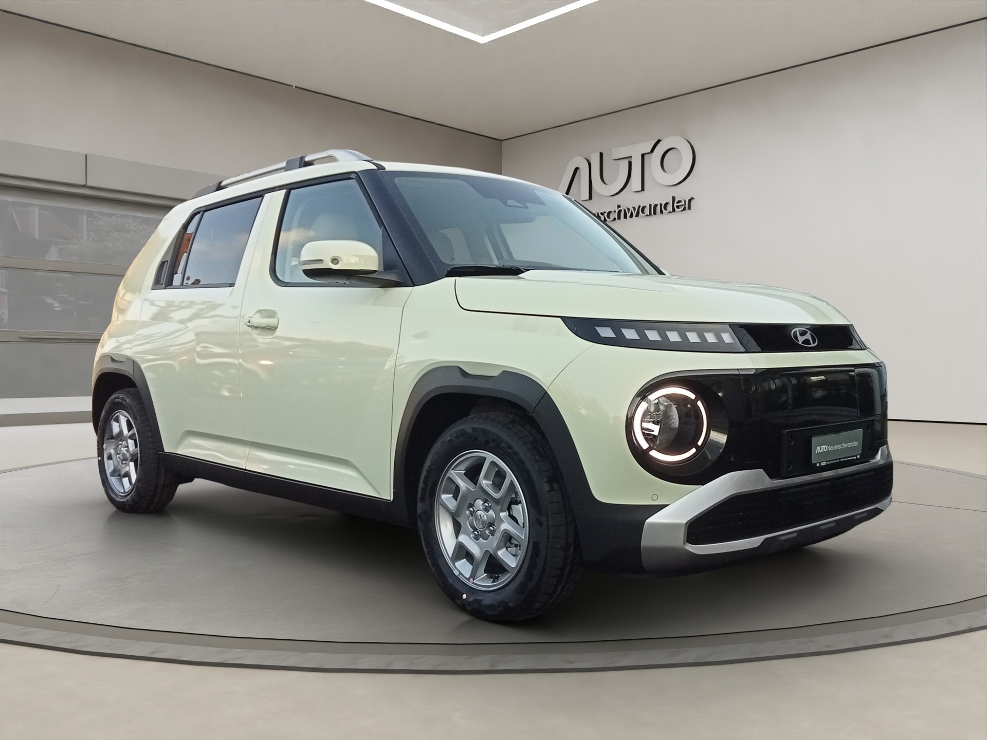 HYUNDAI Inster 49kWh Amplia-image-2