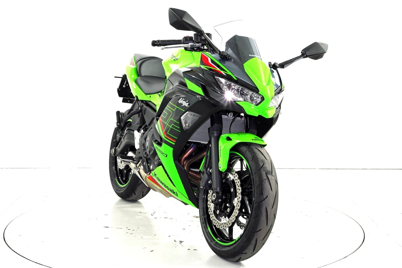KAWASAKI Ninja 650 ABS-showroom-element-1