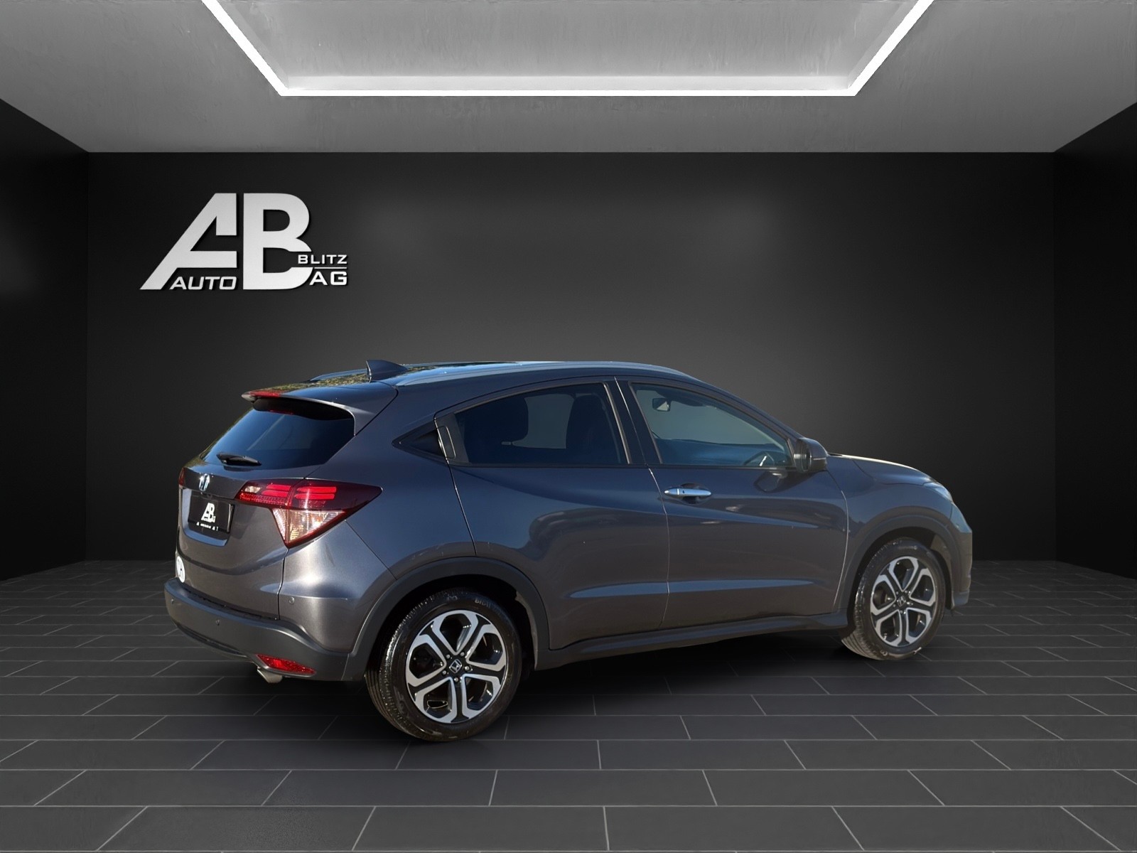 HONDA HR-V 1.6i-DTEC Executive-image-4