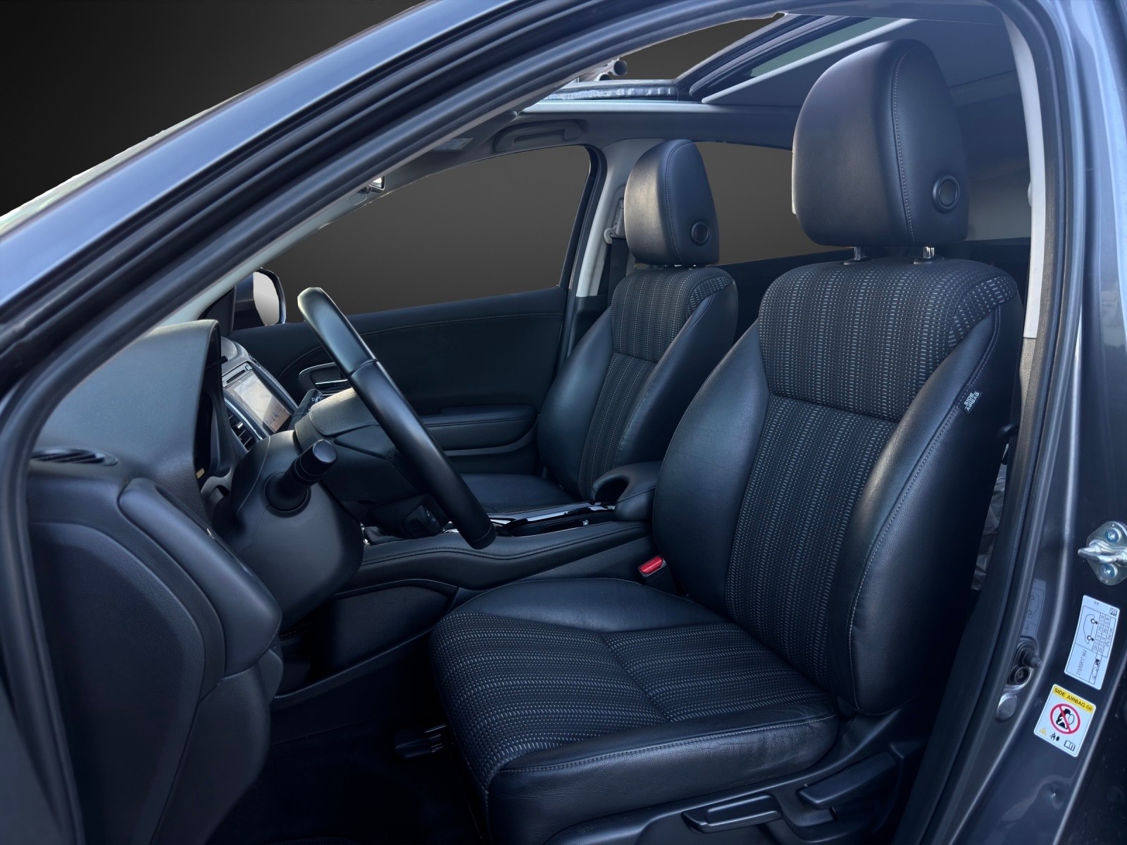 HONDA HR-V 1.6i-DTEC Executive-image-6