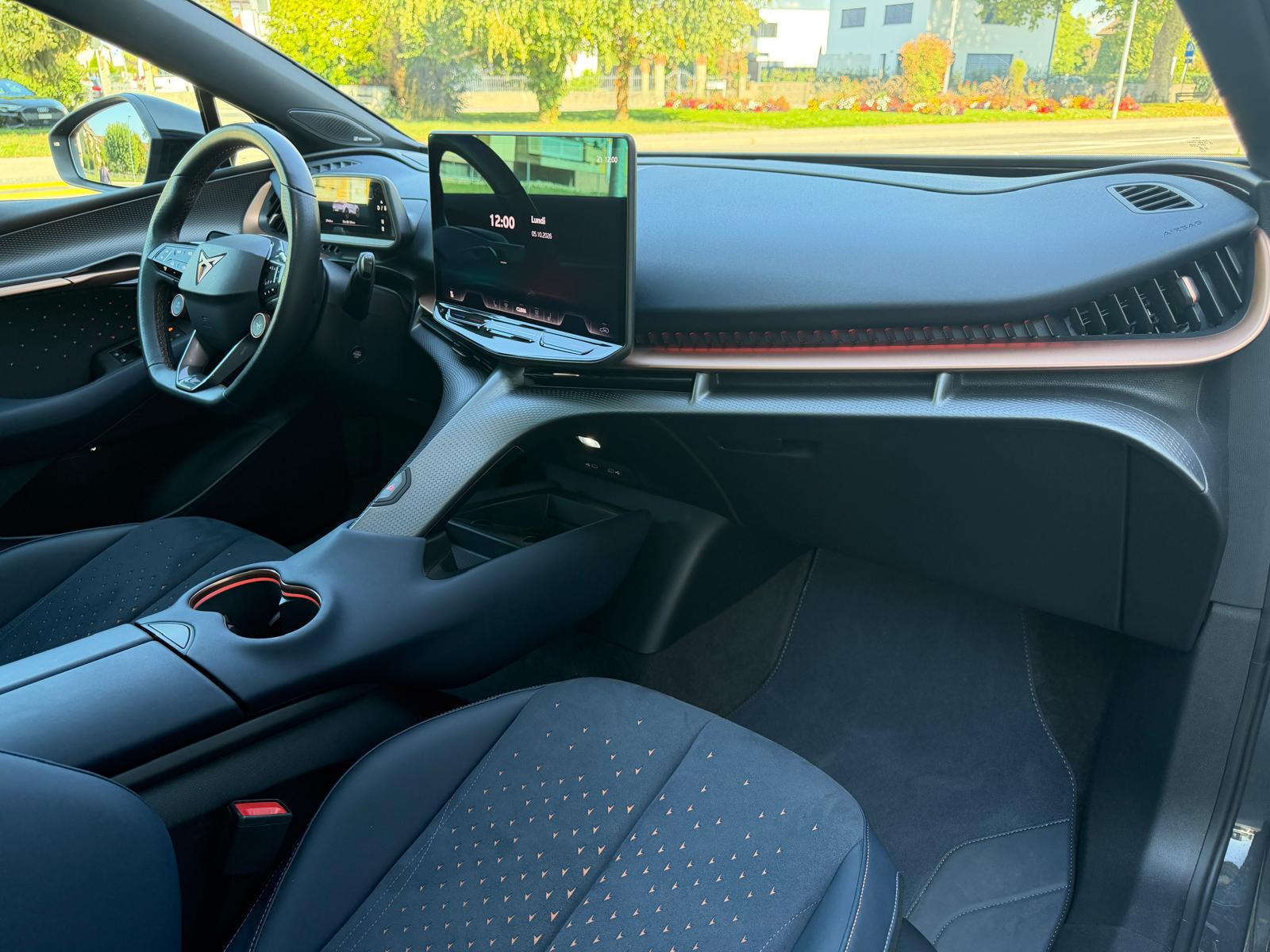CUPRA Tavascan Type 9 77 kWh Adrenaline VZ-image-6