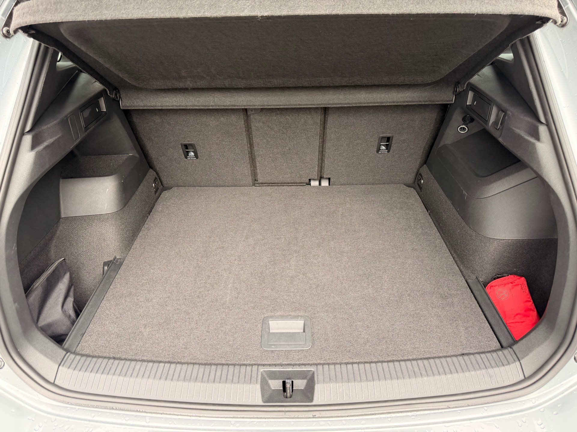 VW Tiguan 2.0 TSI 265PS 4Motion R-Line *** 360° KAMERA & PANORAMADACH ***-image-29