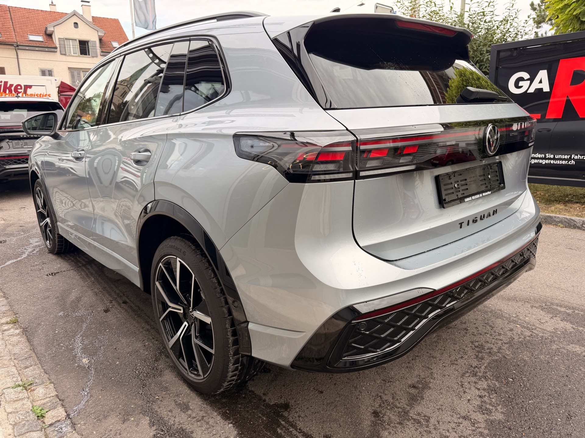 VW Tiguan 2.0 TSI 265PS 4Motion R-Line *** 360° KAMERA & PANORAMADACH ***-image-5