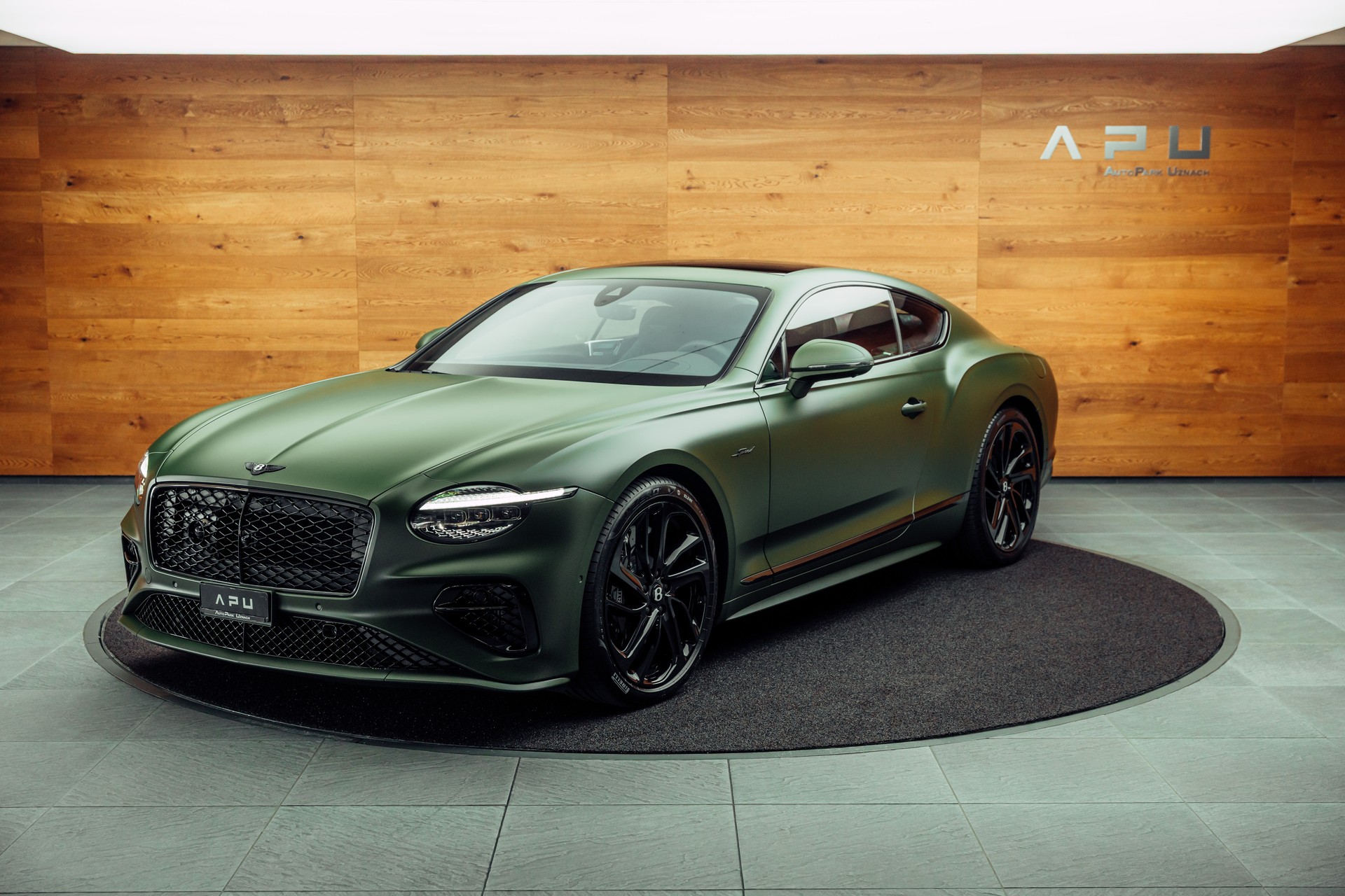 BENTLEY Continental GT 4.0 V8 PHEV Speed British Racing Green Satin-showroom-element-3