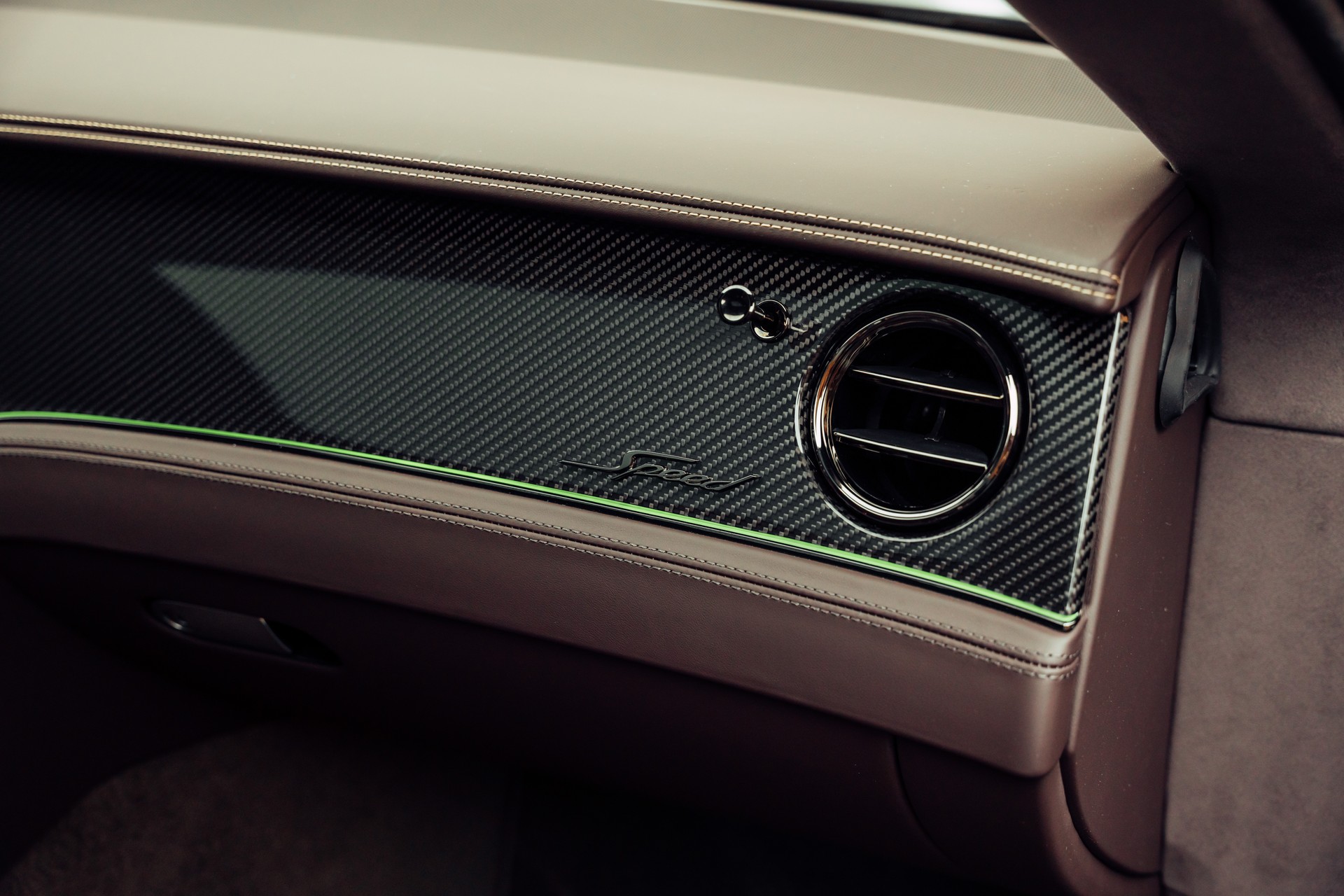 BENTLEY Continental GT 4.0 V8 PHEV Speed British Racing Green Satin-image-16