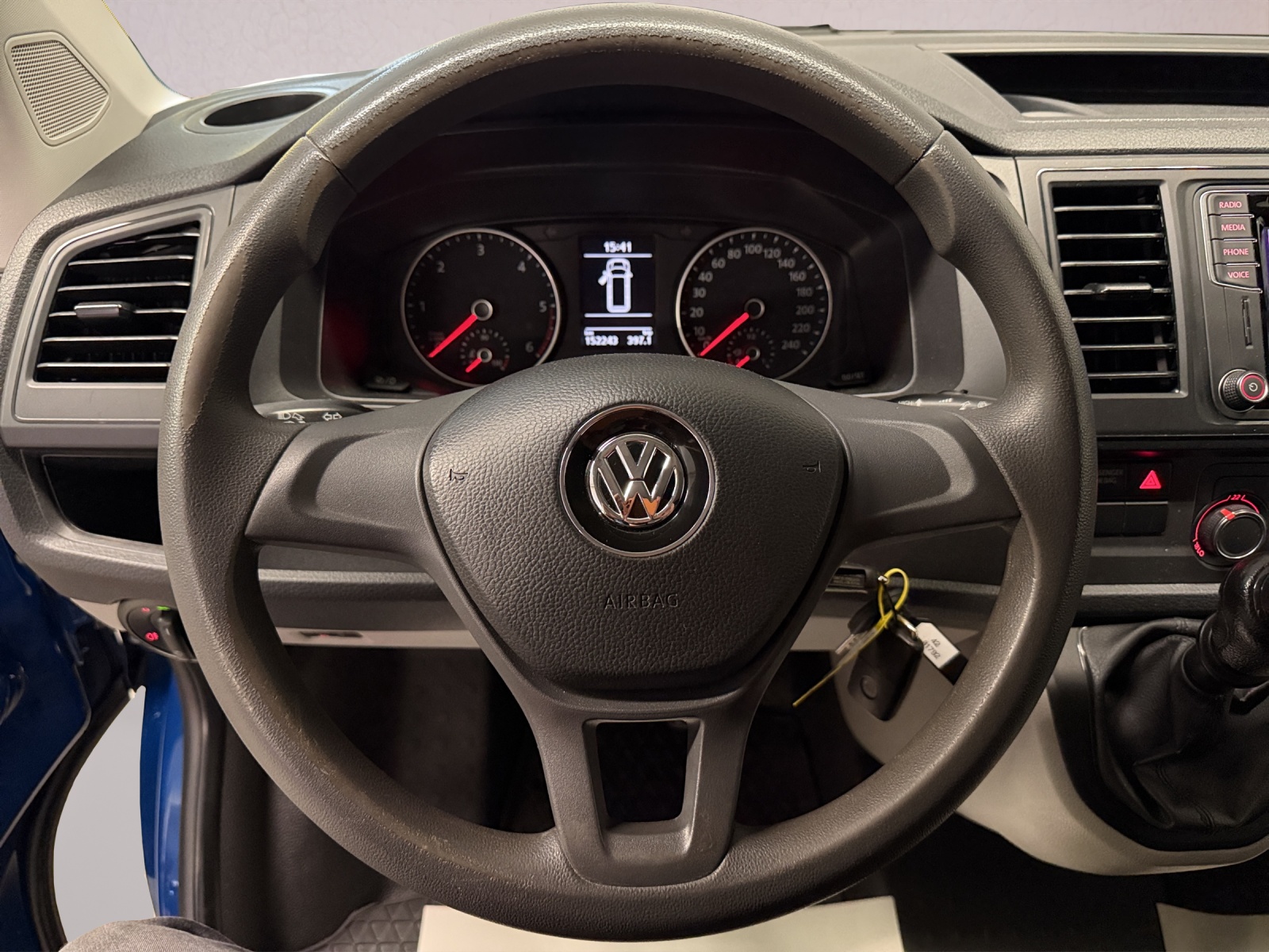 VW VW T6 2.0 TDI Transporter-image-9