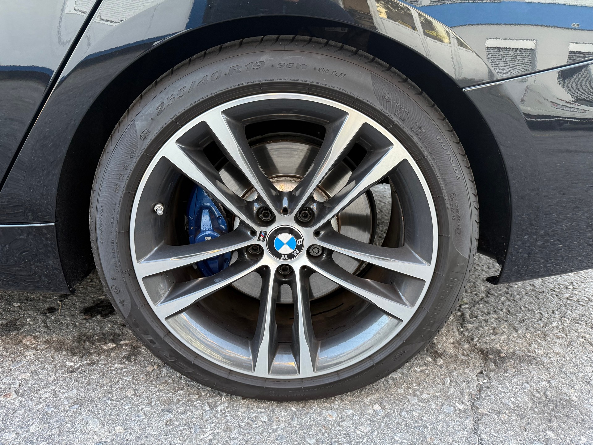 BMW 330i GT xDrive M Sport Steptronic-image-28