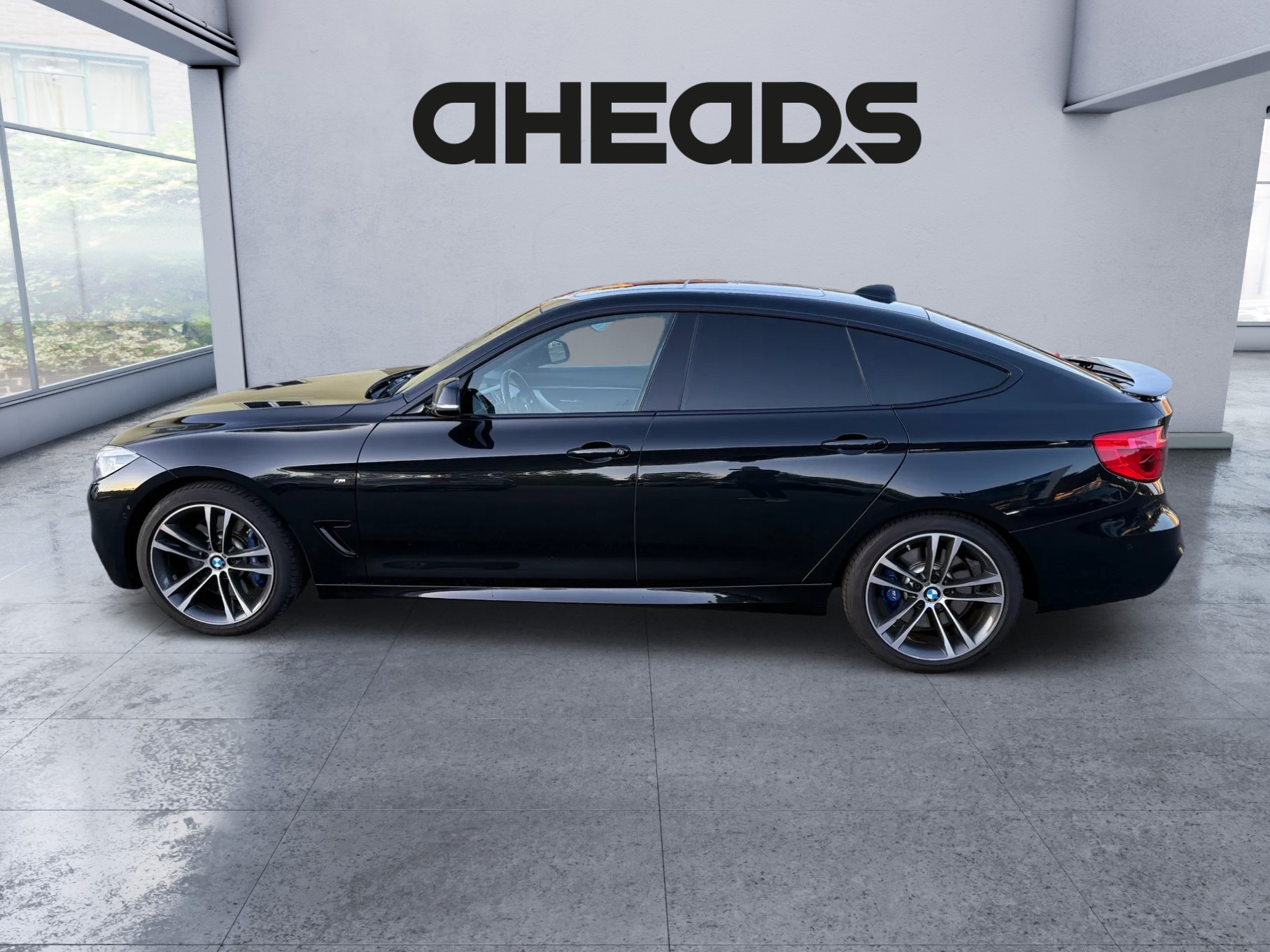 BMW 330i GT xDrive M Sport Steptronic-image-6
