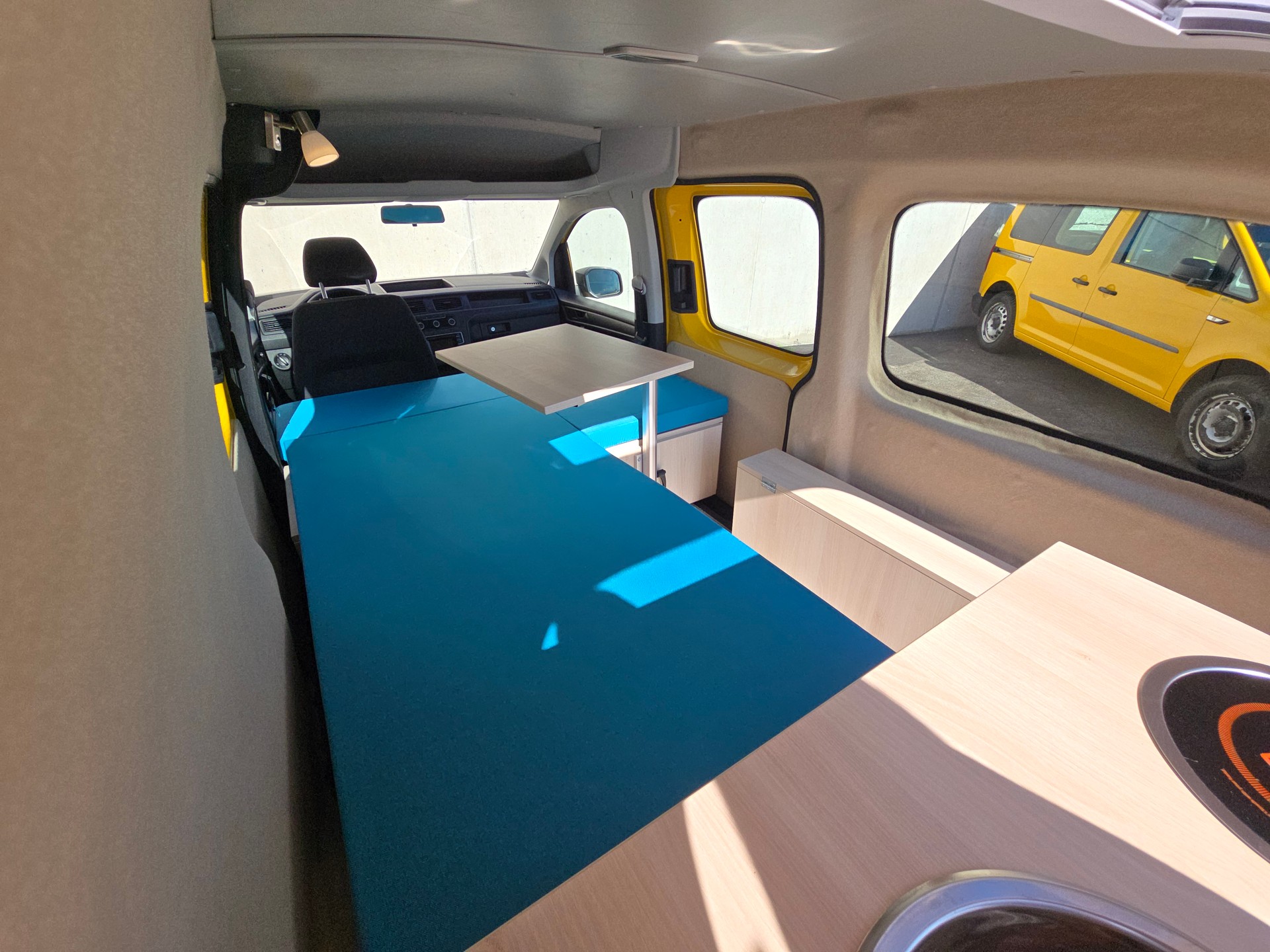 VW GEOVAN L - 102 PS - Benzin - Klima - PDC - DAB+ - 2 x Schiebetür - grosses Fensterpaket-image-10