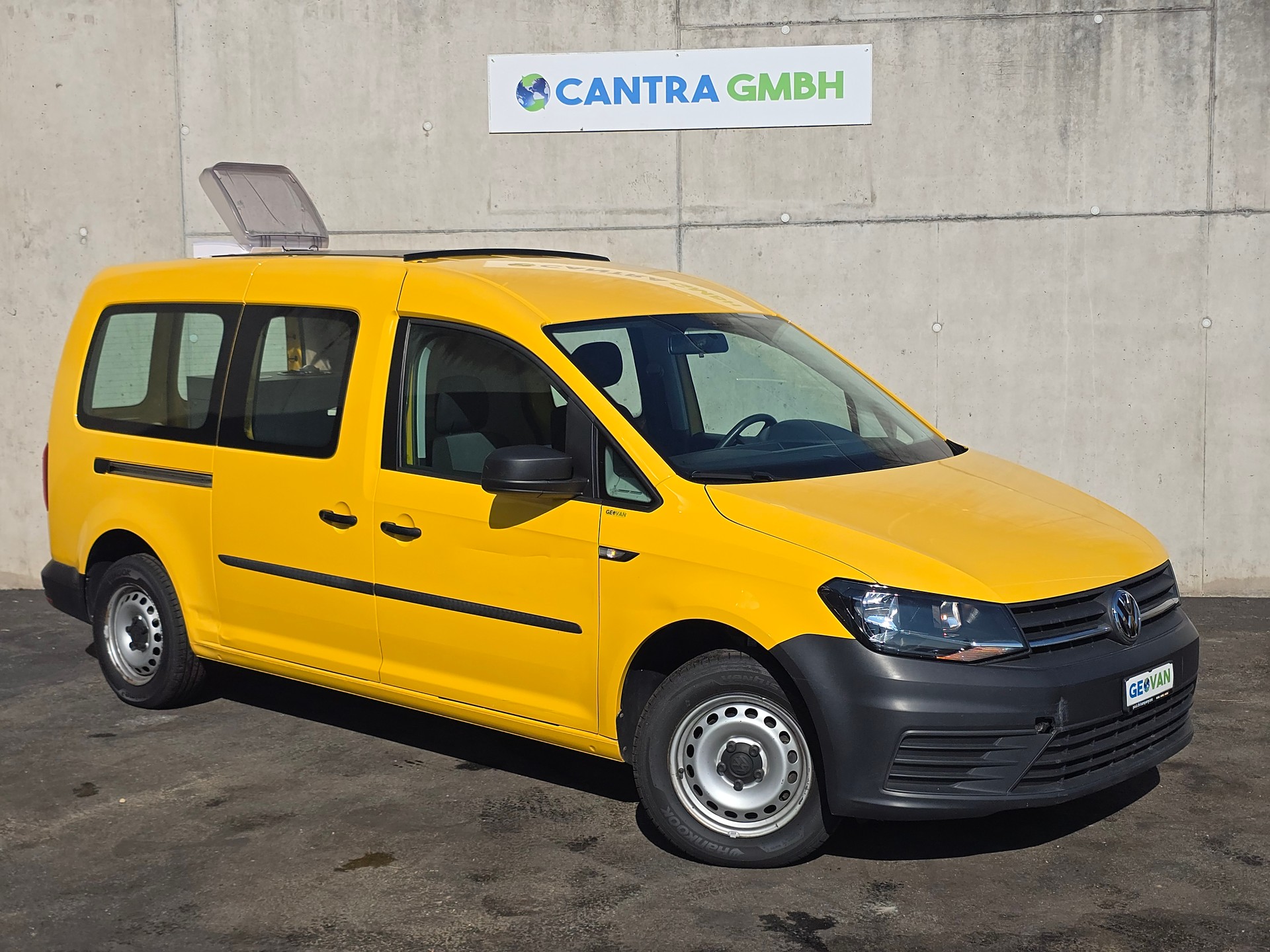 VW GEOVAN L - 102 PS - Benzin - Klima - PDC - DAB+ - 2 x Schiebetür - grosses Fensterpaket-image-1