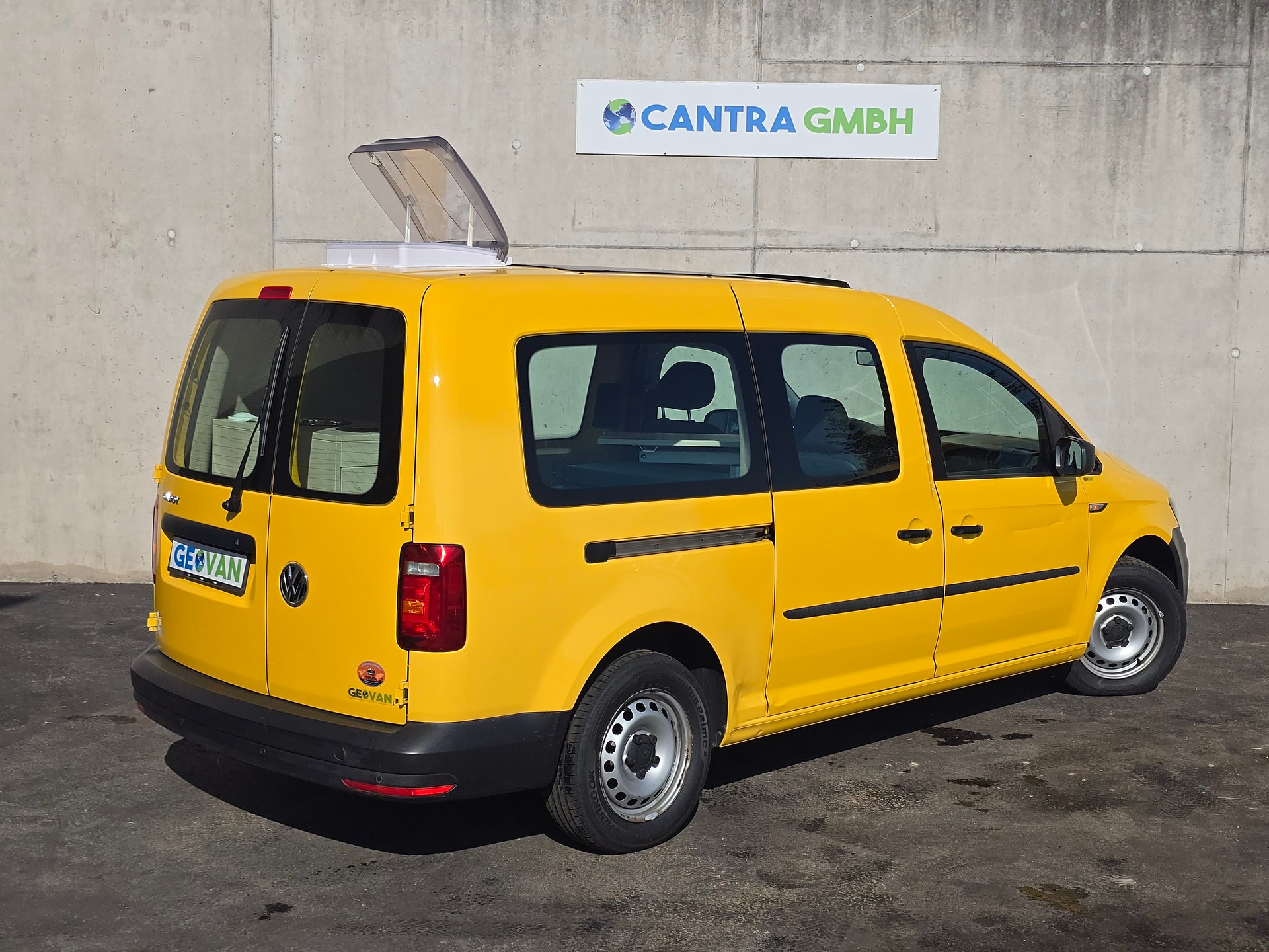 VW GEOVAN L - 102 PS - Benzin - Klima - PDC - DAB+ - 2 x Schiebetür - grosses Fensterpaket-image-3