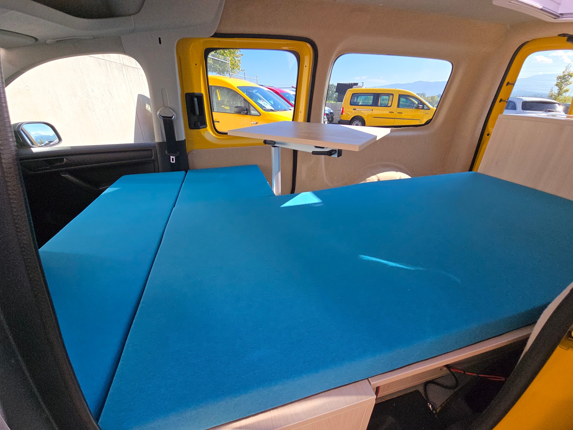 VW GEOVAN L - 102 PS - Benzin - Klima - PDC - DAB+ - 2 x Schiebetür - grosses Fensterpaket-image-7