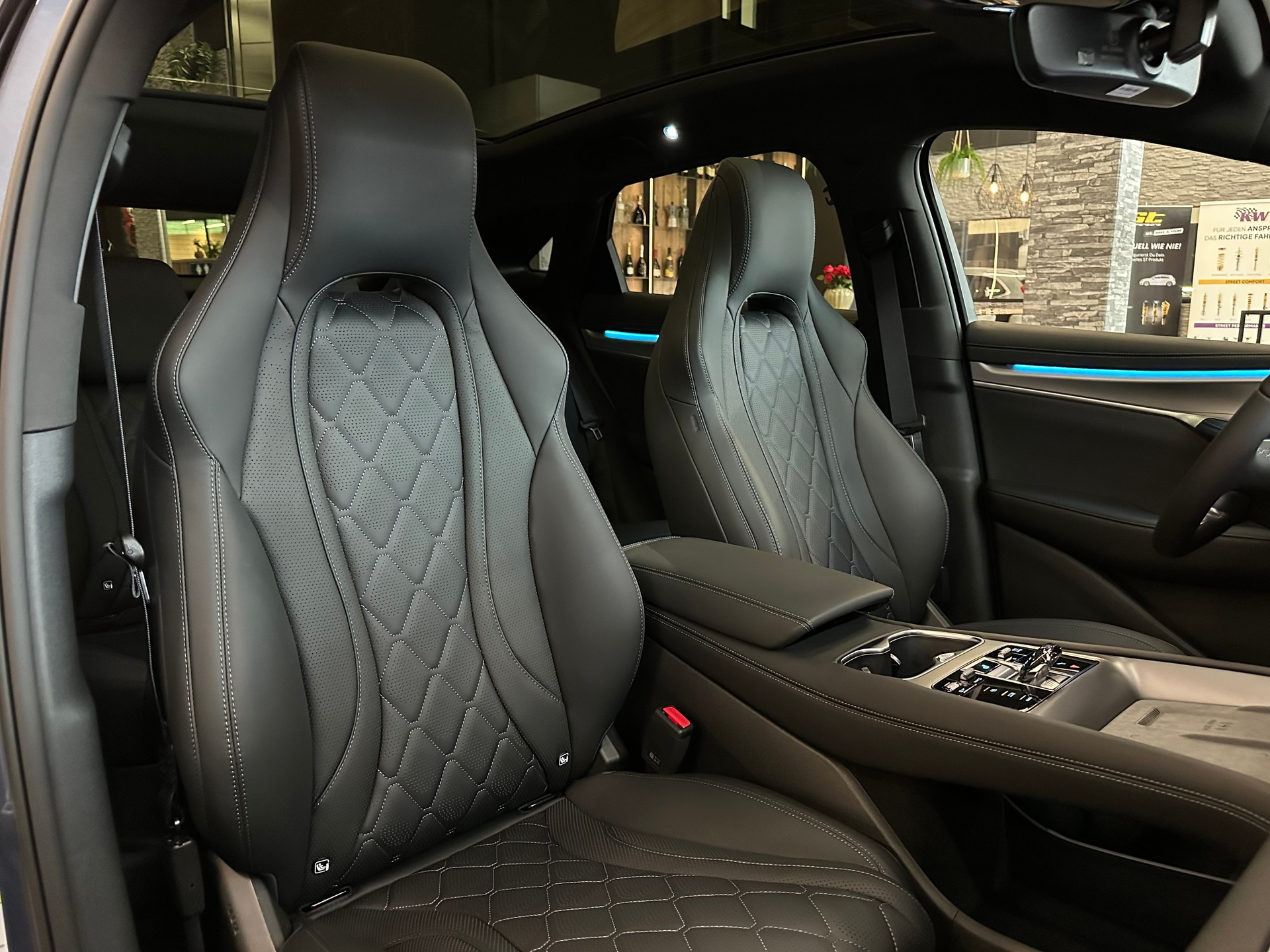 BYD Sealion 7 91,3 kWh Excellence AWD-image-16
