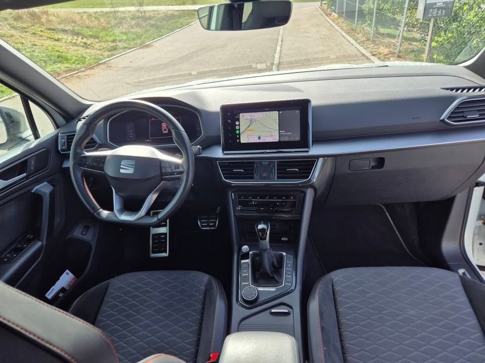 SEAT 2.0 TSI Hola FR 4Drive DSG-image-3