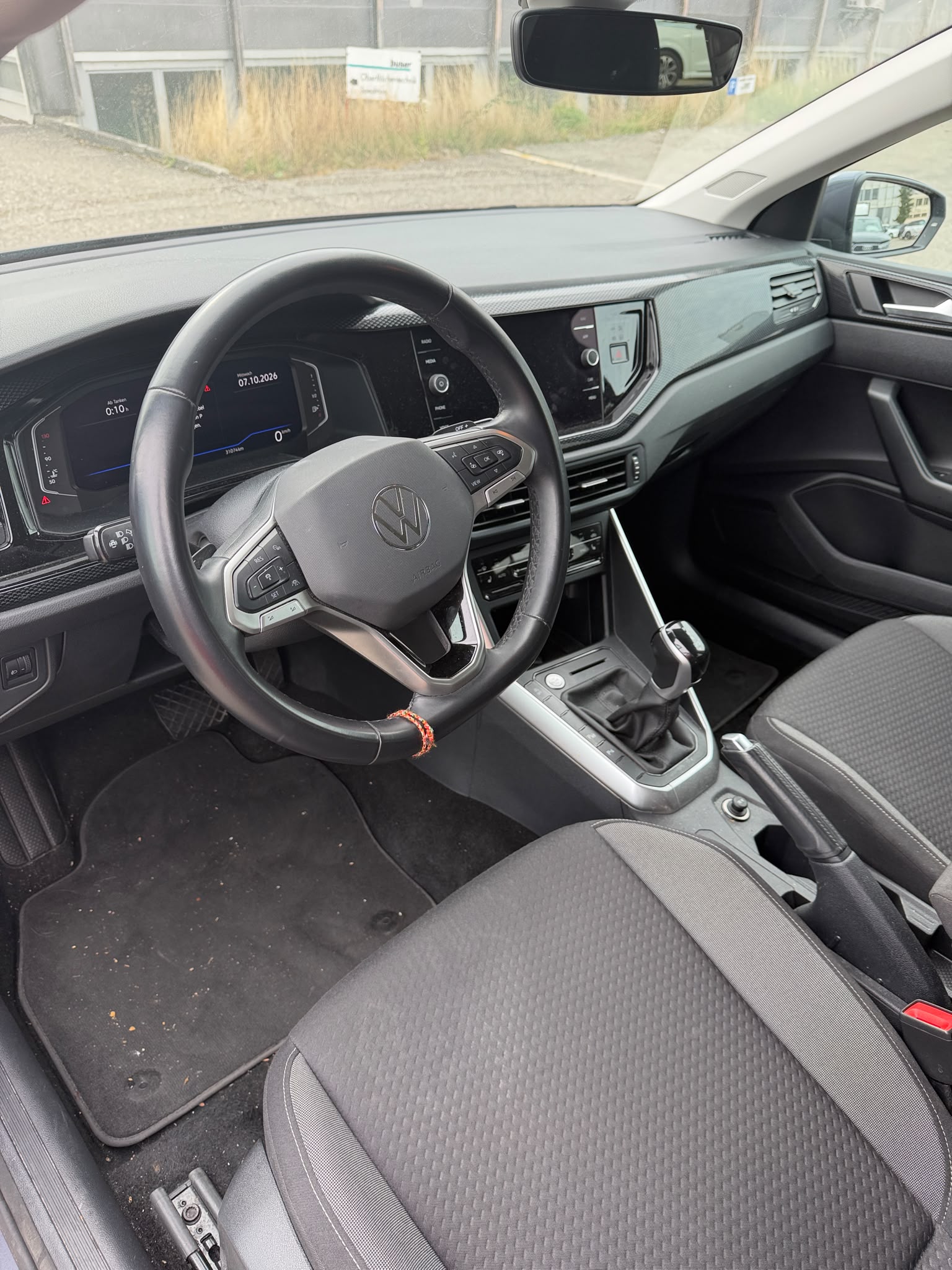 VW Polo 1.0 TSI Life DSG-image-8