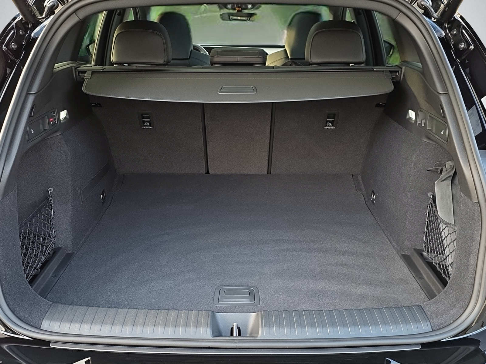 AUDI Q6 e-tron quattro-image-11