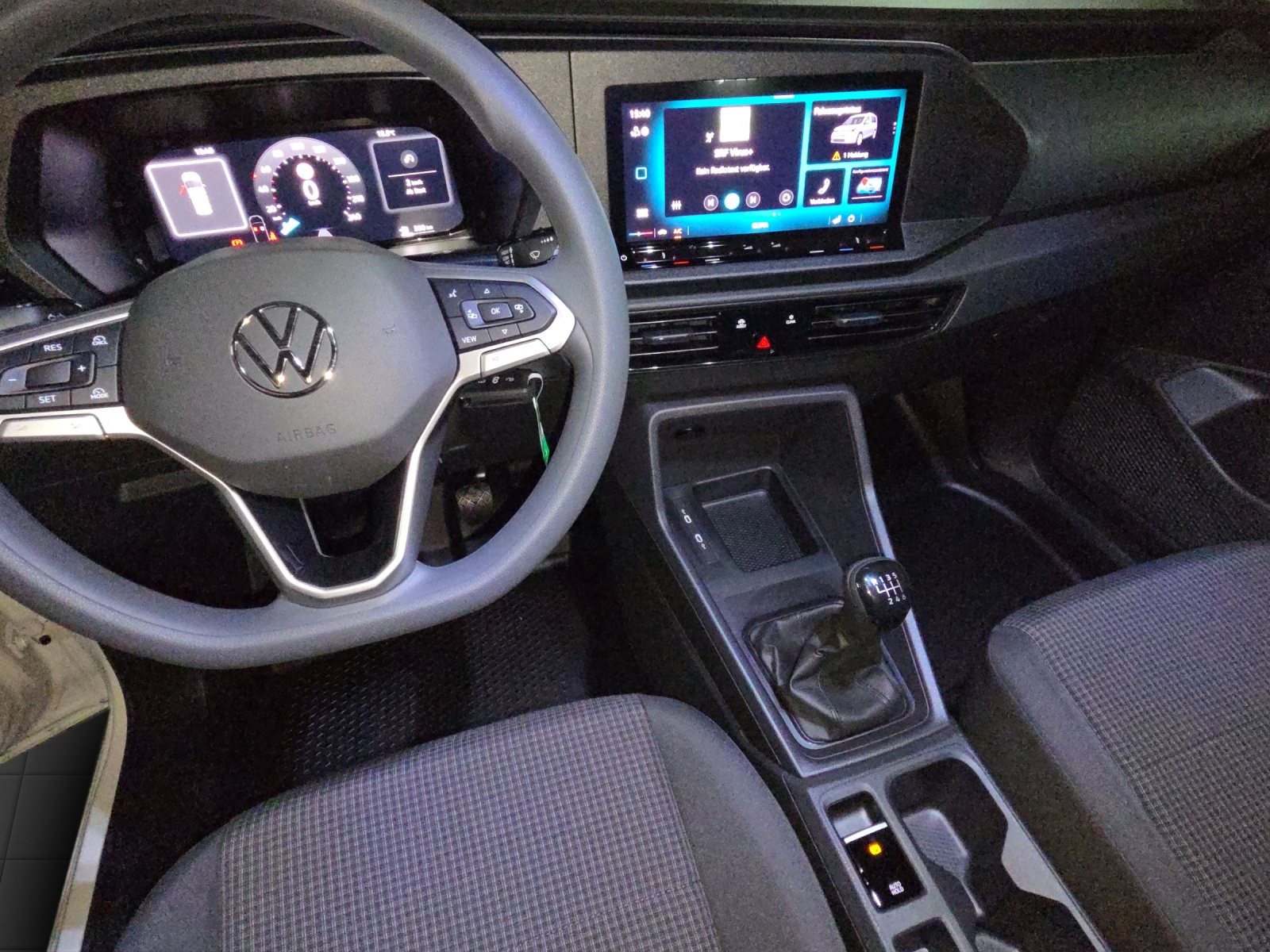 VW Caddy Cargo 2.0TDI Maxi 4Motion-image-6