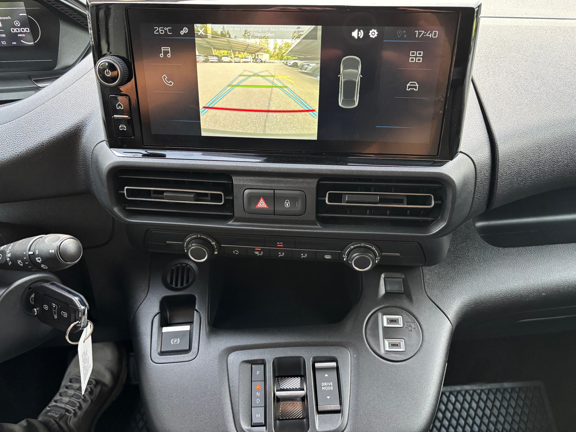 PEUGEOT Partner 1.5 HDi Standard 650 AT-image-12